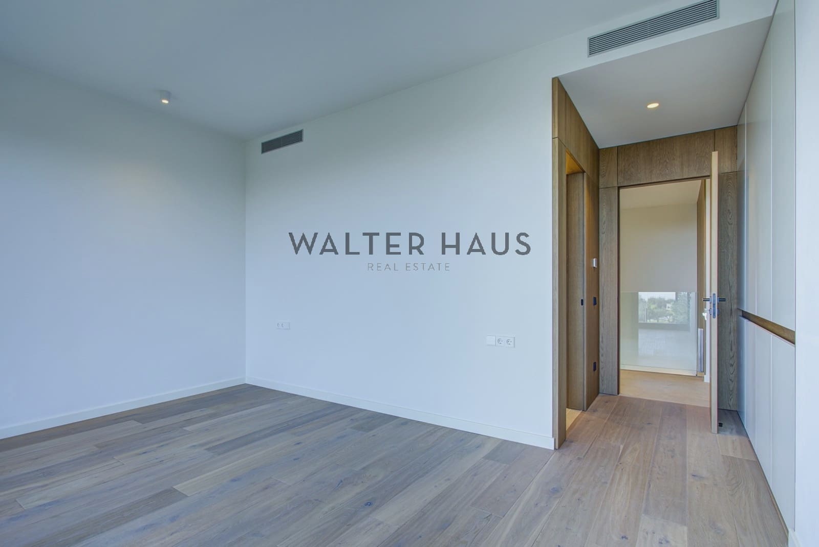 5 slaapkamer Villa te koop in Platja d'Aro - € 3.100.000 (Ref: 9656790)