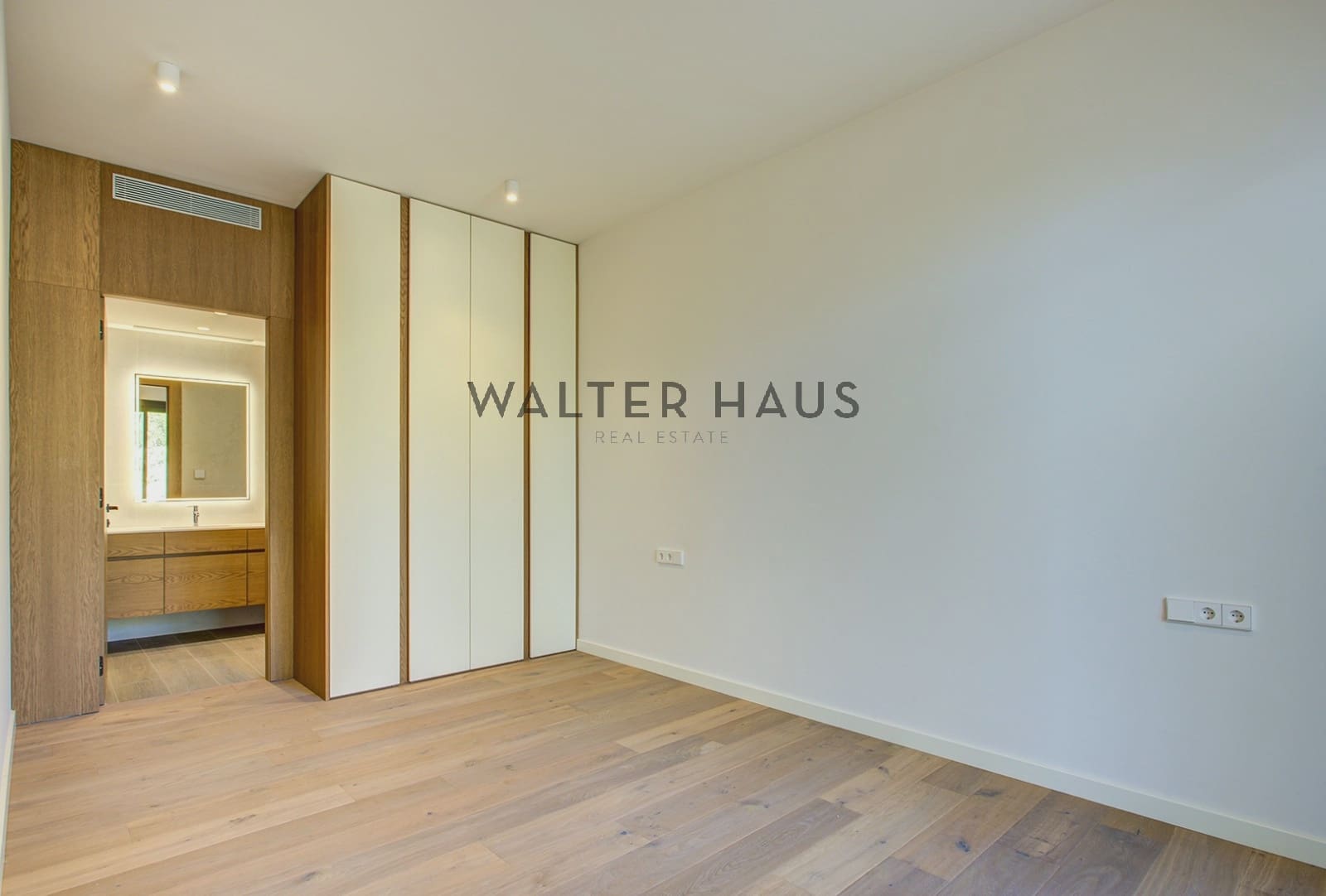 5 slaapkamer Villa te koop in Platja d'Aro - € 3.100.000 (Ref: 9656790)