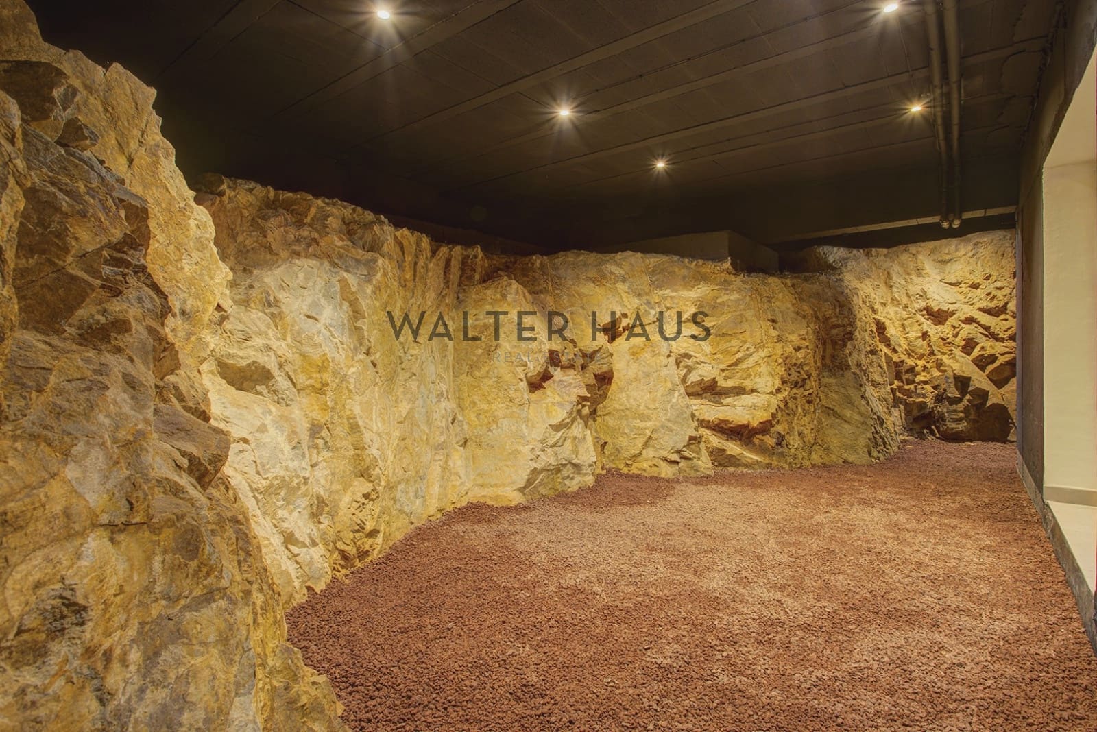 5 slaapkamer Villa te koop in Platja d'Aro - € 3.100.000 (Ref: 9656790)