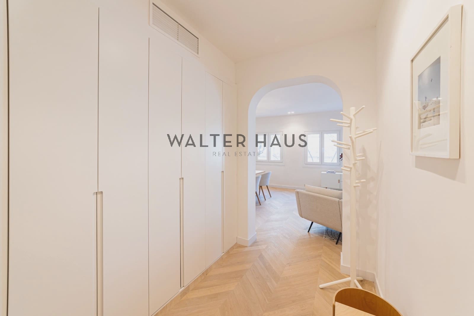 2 bedroom Flat for sale in Madrid city - € 1,440,000 (Ref: 9656791)