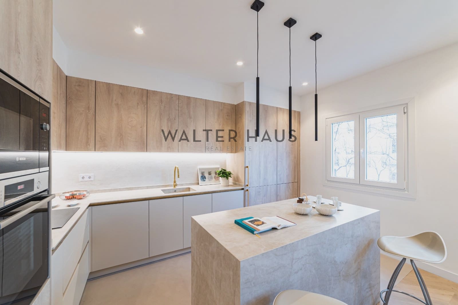 2 bedroom Flat for sale in Madrid city - € 1,440,000 (Ref: 9656791)