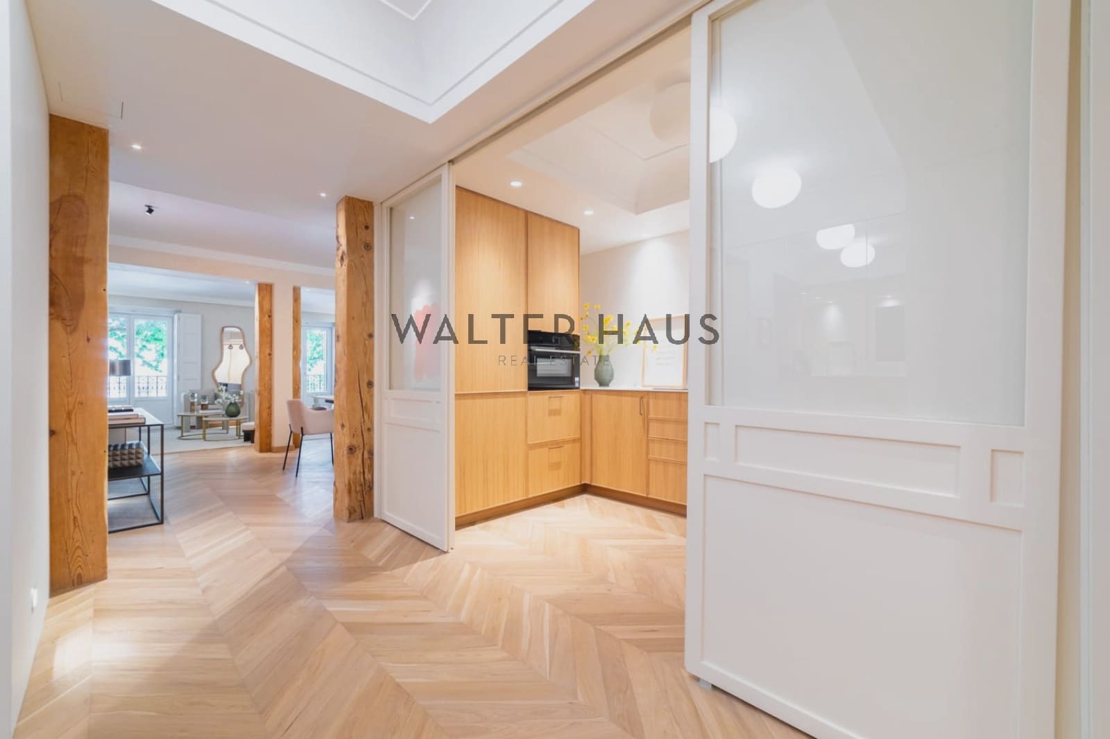 2 bedroom Flat for sale in Madrid city - € 2,145,000 (Ref: 9657904)