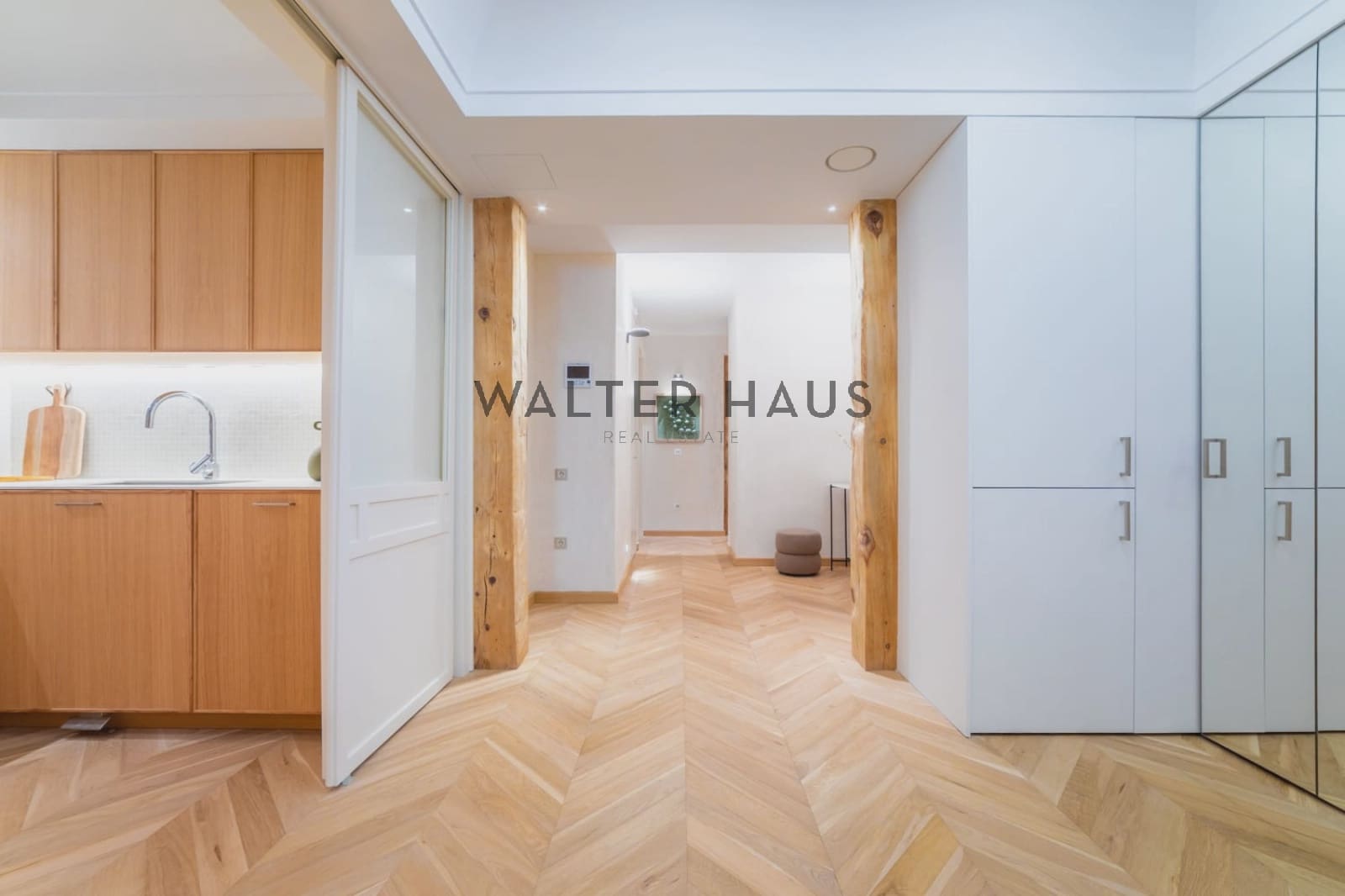 2 bedroom Flat for sale in Madrid city - € 2,145,000 (Ref: 9657904)