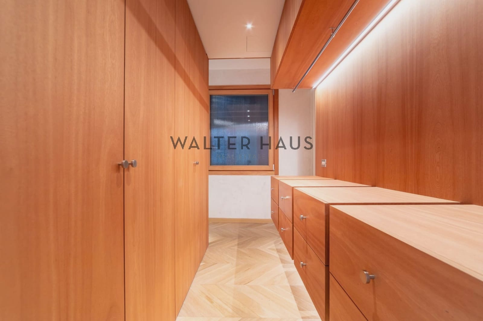 2 bedroom Flat for sale in Madrid city - € 2,145,000 (Ref: 9657904)