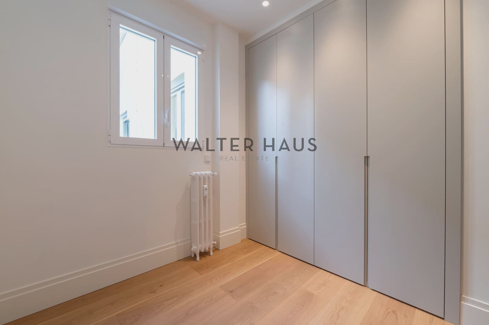 3 bedroom Flat for sale in Madrid city - € 1,580,000 (Ref: 9676475)