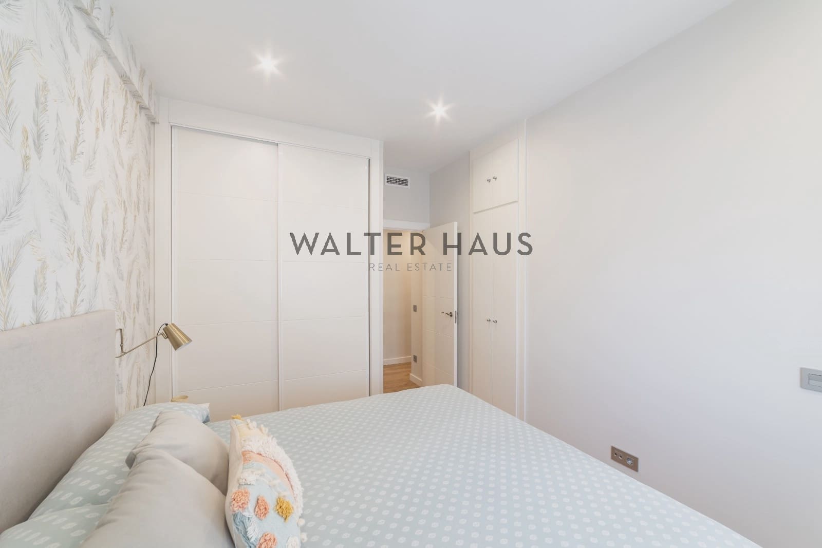 3 bedroom Flat for sale in Madrid city - € 909,000 (Ref: 9694077)