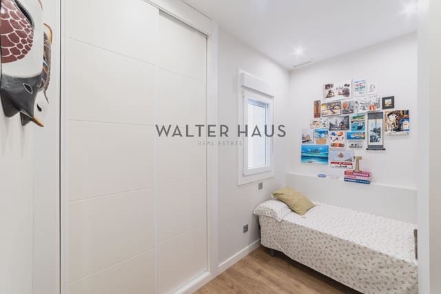 3 slaapkamer Flat te koop in Arapiles, Madrid stad - € 909.000 (Ref: 9694077)