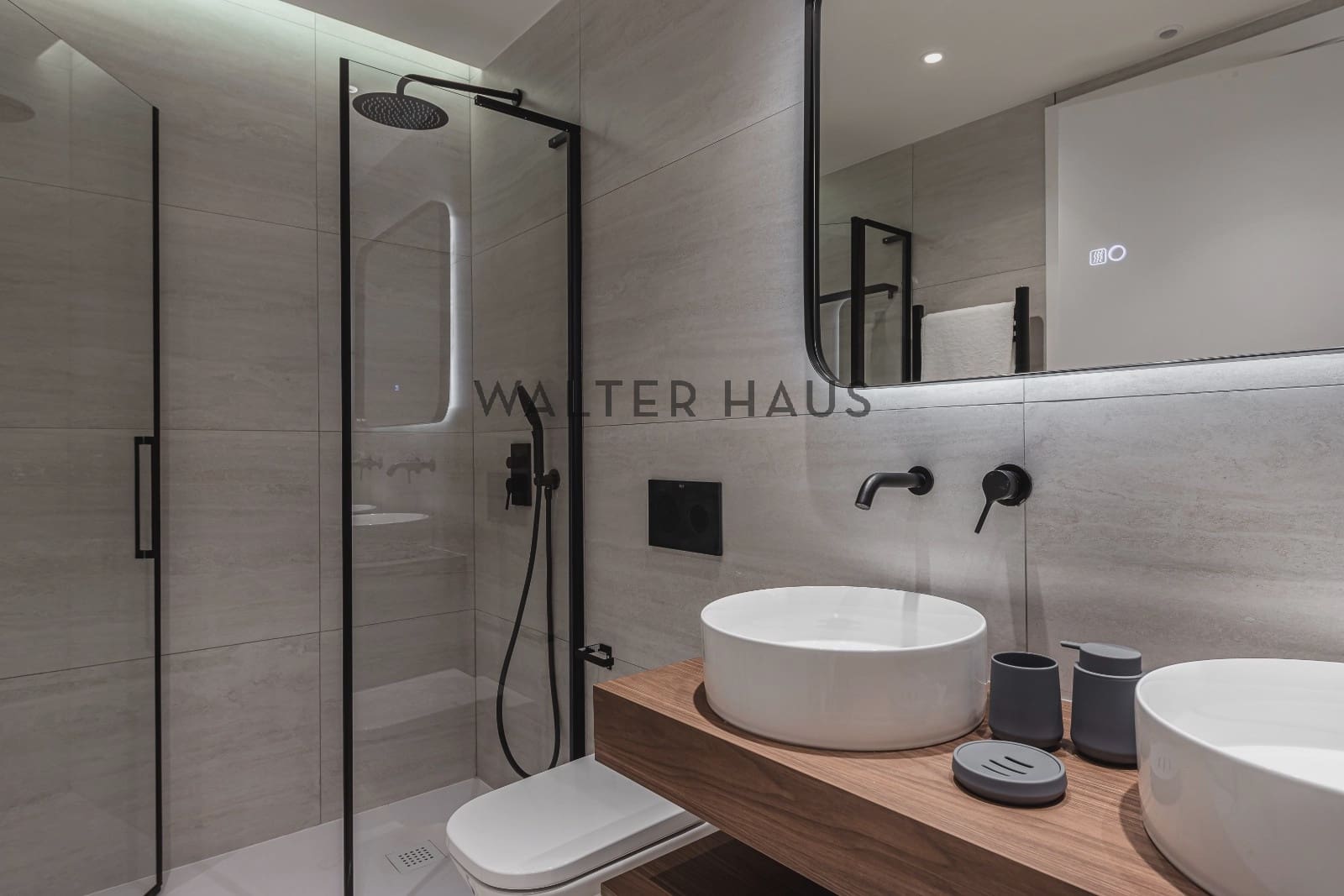 3 bedroom Flat for sale in Madrid city - € 1,530,000 (Ref: 9694471)