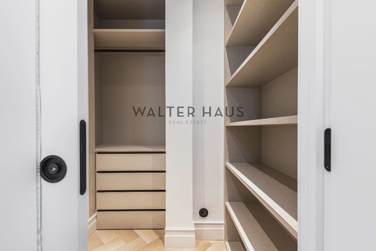 3 bedroom Flat for sale in Madrid city - € 1,530,000 (Ref: 9694471)