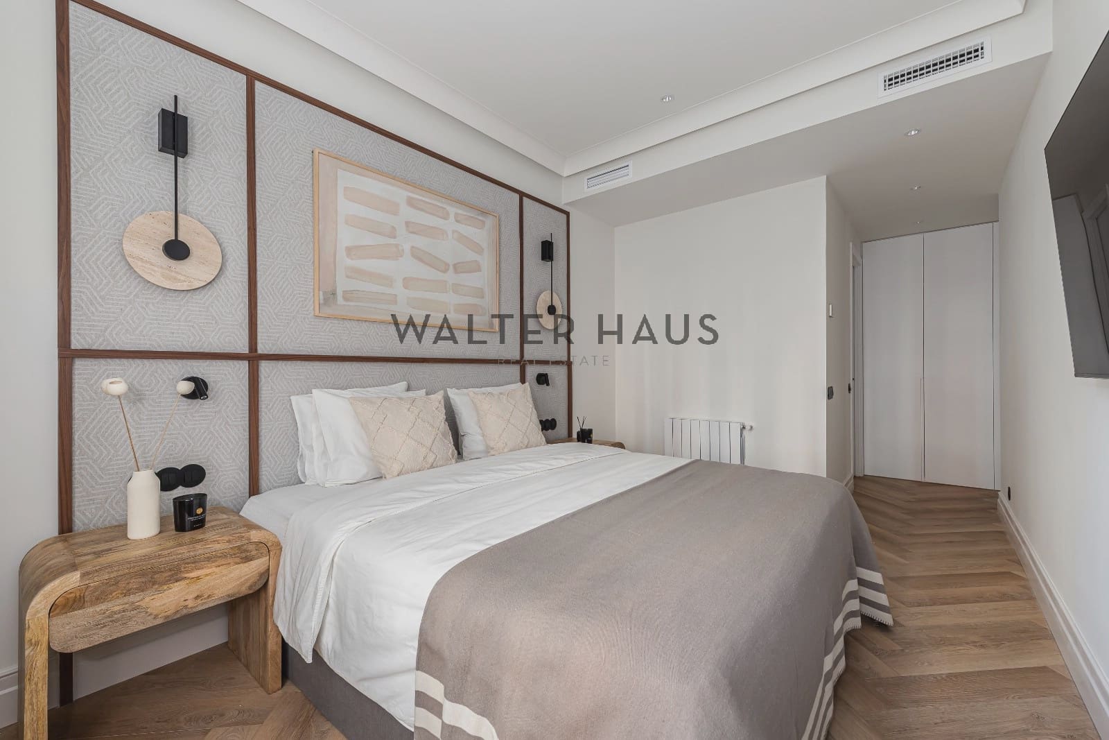 3 bedroom Flat for sale in Madrid city - € 1,530,000 (Ref: 9694471)