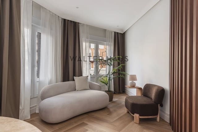 3 slaapkamer Flat te koop in Trafalgar, Madrid stad - € 1.530.000 (Ref: 9694471)