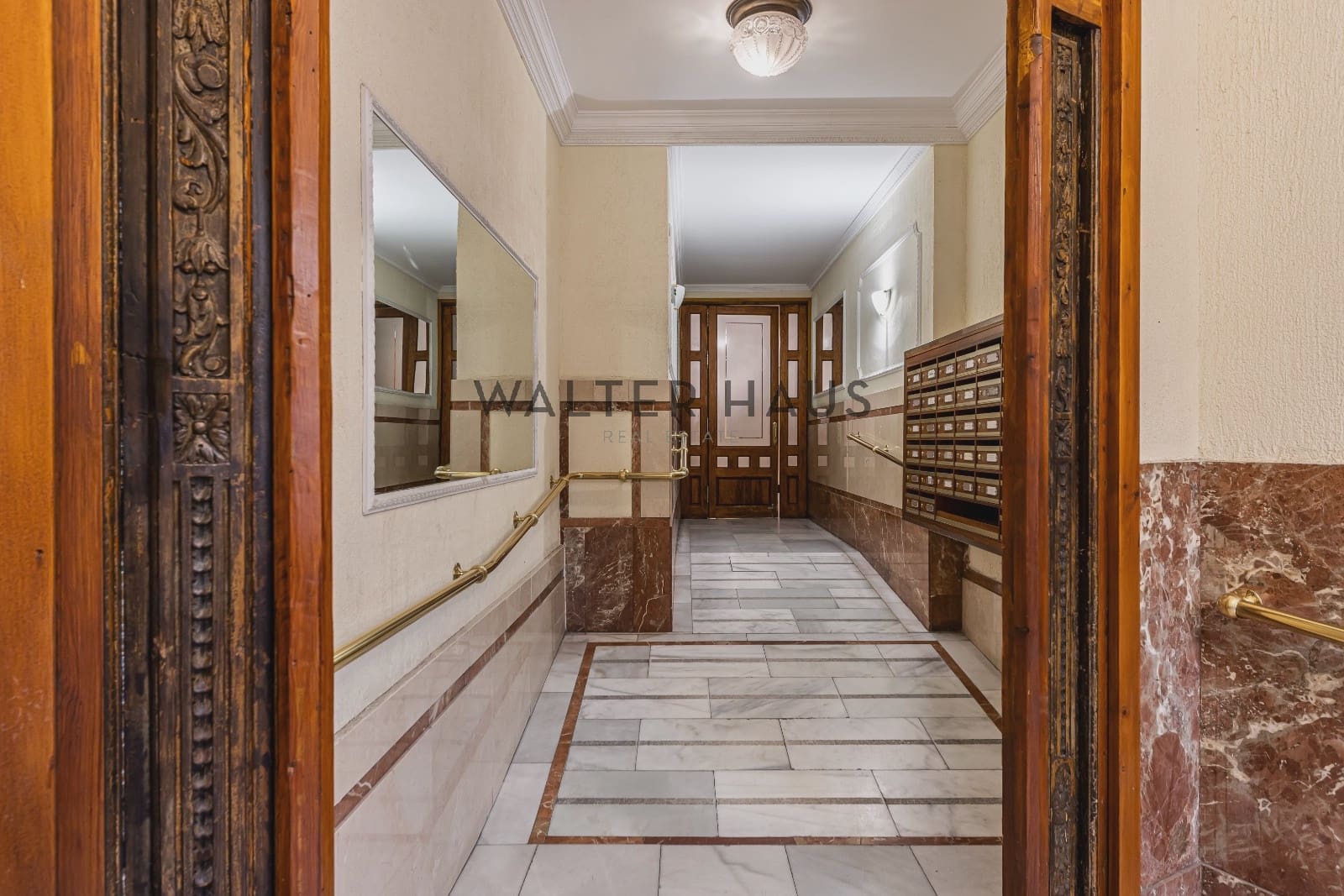 3 bedroom Flat for sale in Madrid city - € 1,530,000 (Ref: 9694471)