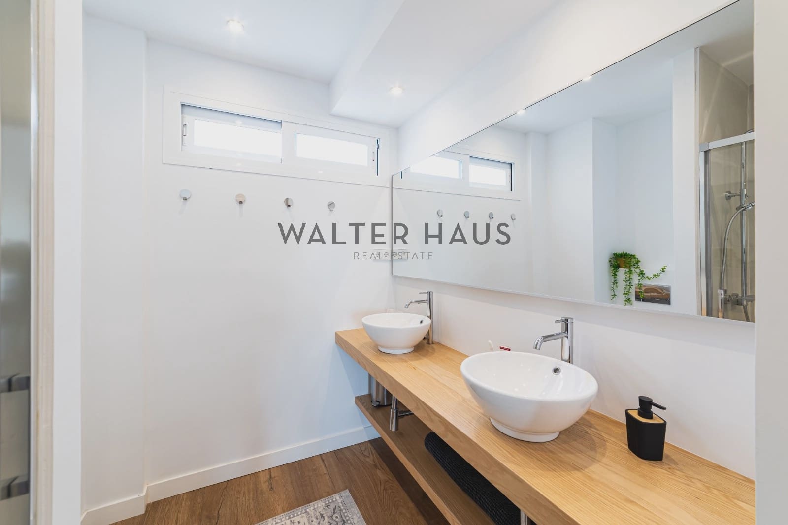 5 bedroom Penthouse for sale in Madrid city - € 2,850,000 (Ref: 9694472)