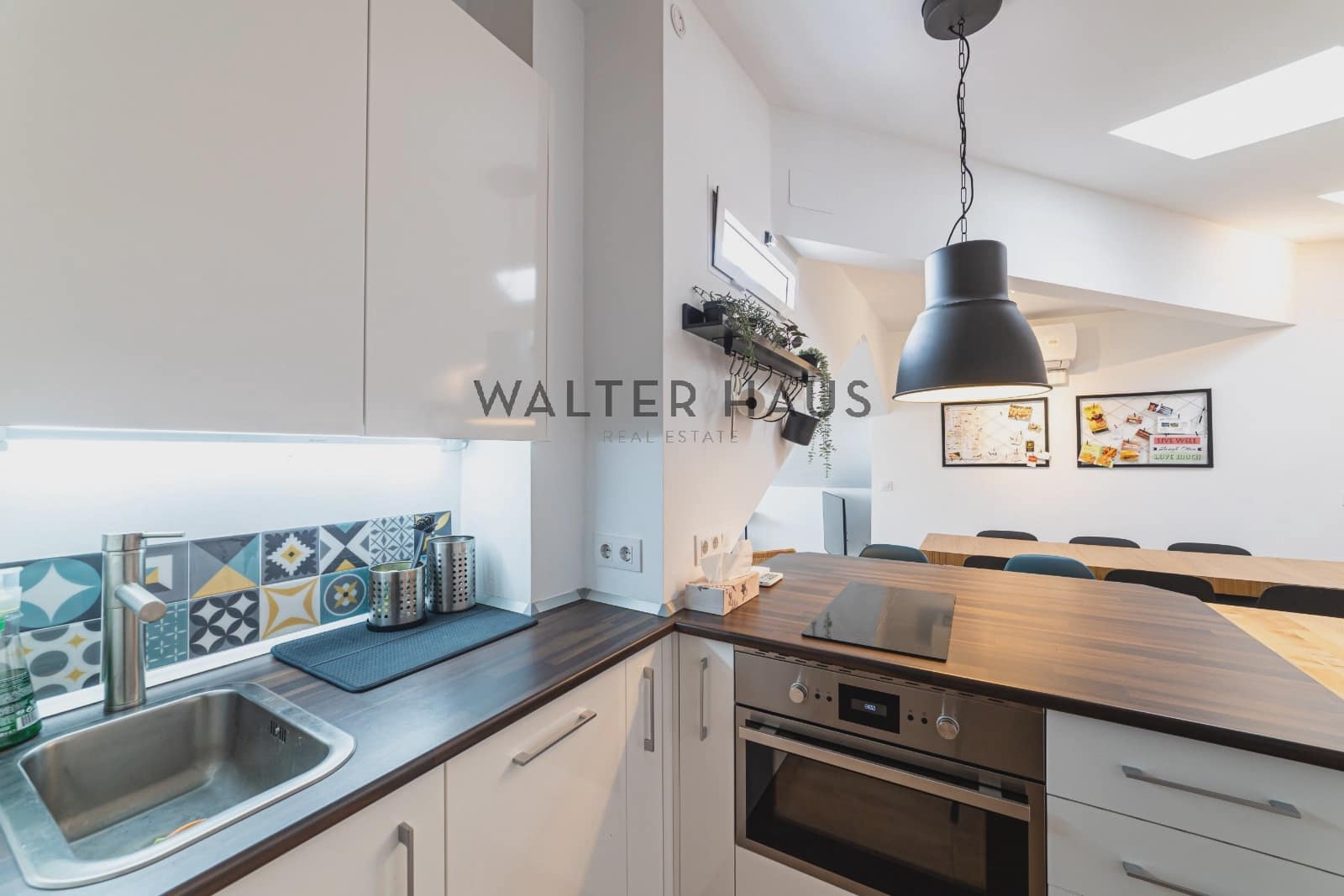 5 bedroom Penthouse for sale in Madrid city - € 2,850,000 (Ref: 9694472)