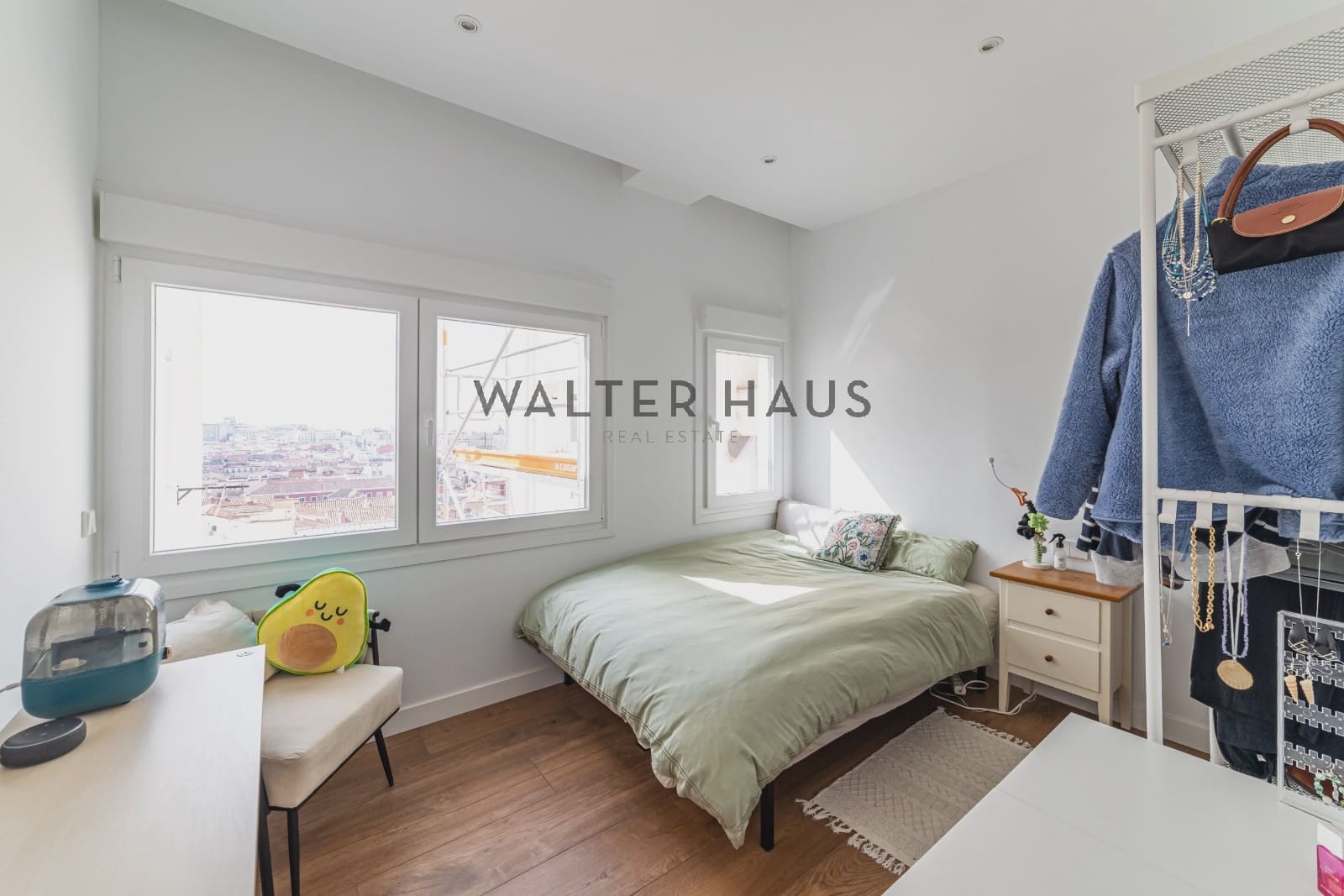 5 bedroom Penthouse for sale in Madrid city - € 2,850,000 (Ref: 9694472)