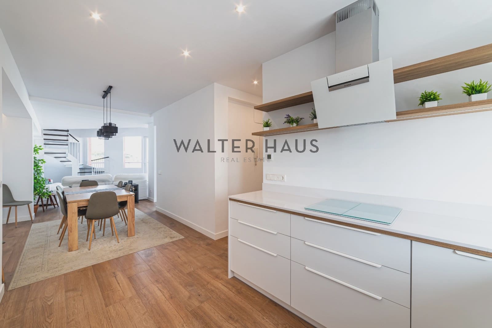 5 bedroom Penthouse for sale in Madrid city - € 2,850,000 (Ref: 9694472)