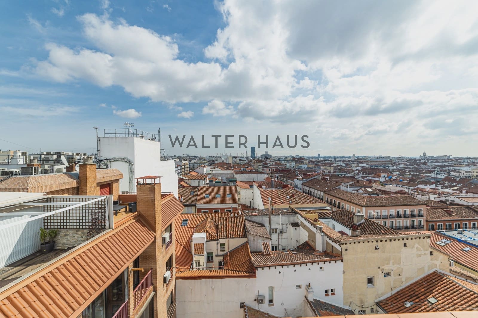 5 bedroom Penthouse for sale in Madrid city - € 2,850,000 (Ref: 9694472)