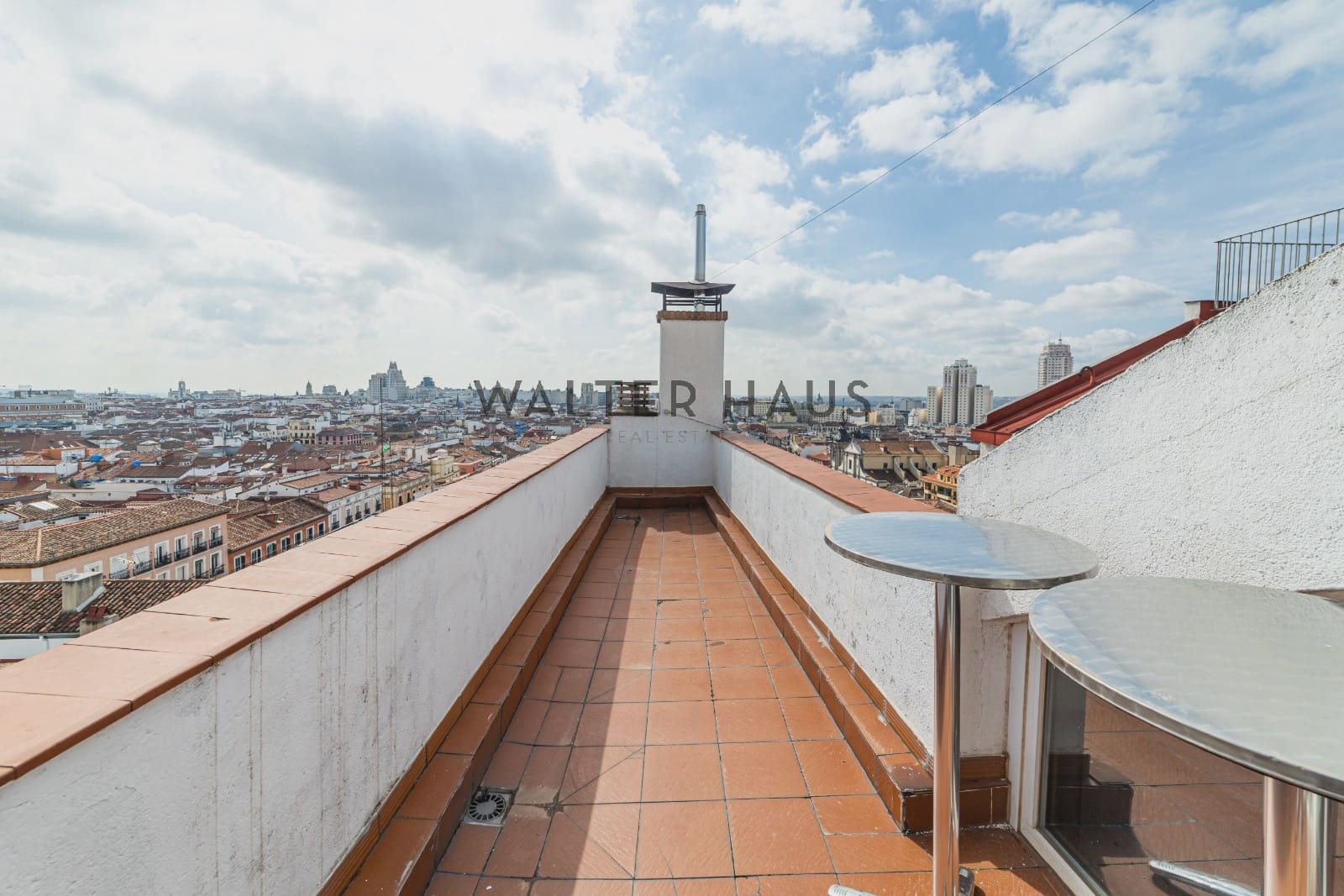 5 bedroom Penthouse for sale in Madrid city - € 2,850,000 (Ref: 9694472)