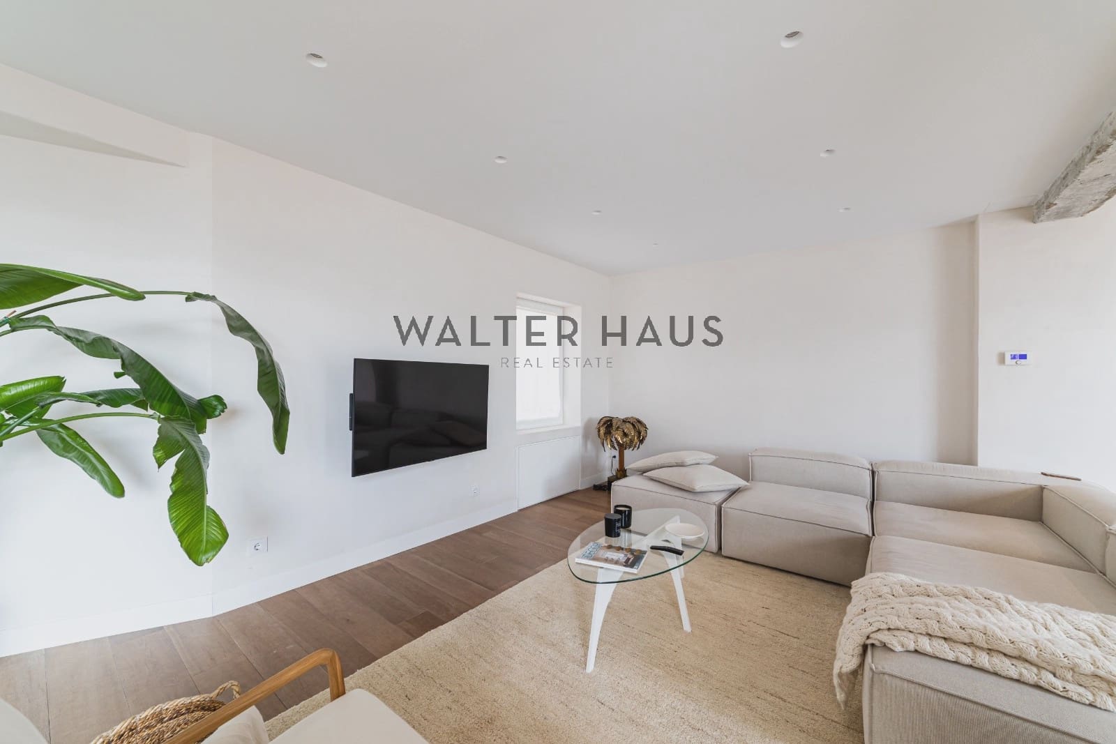 2 bedroom Penthouse for sale in Madrid city - € 2,930,000 (Ref: 9697770)