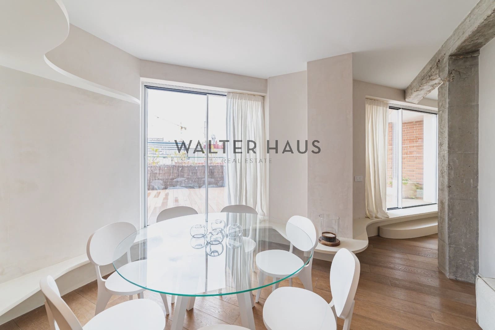 2 bedroom Penthouse for sale in Madrid city - € 2,930,000 (Ref: 9697770)