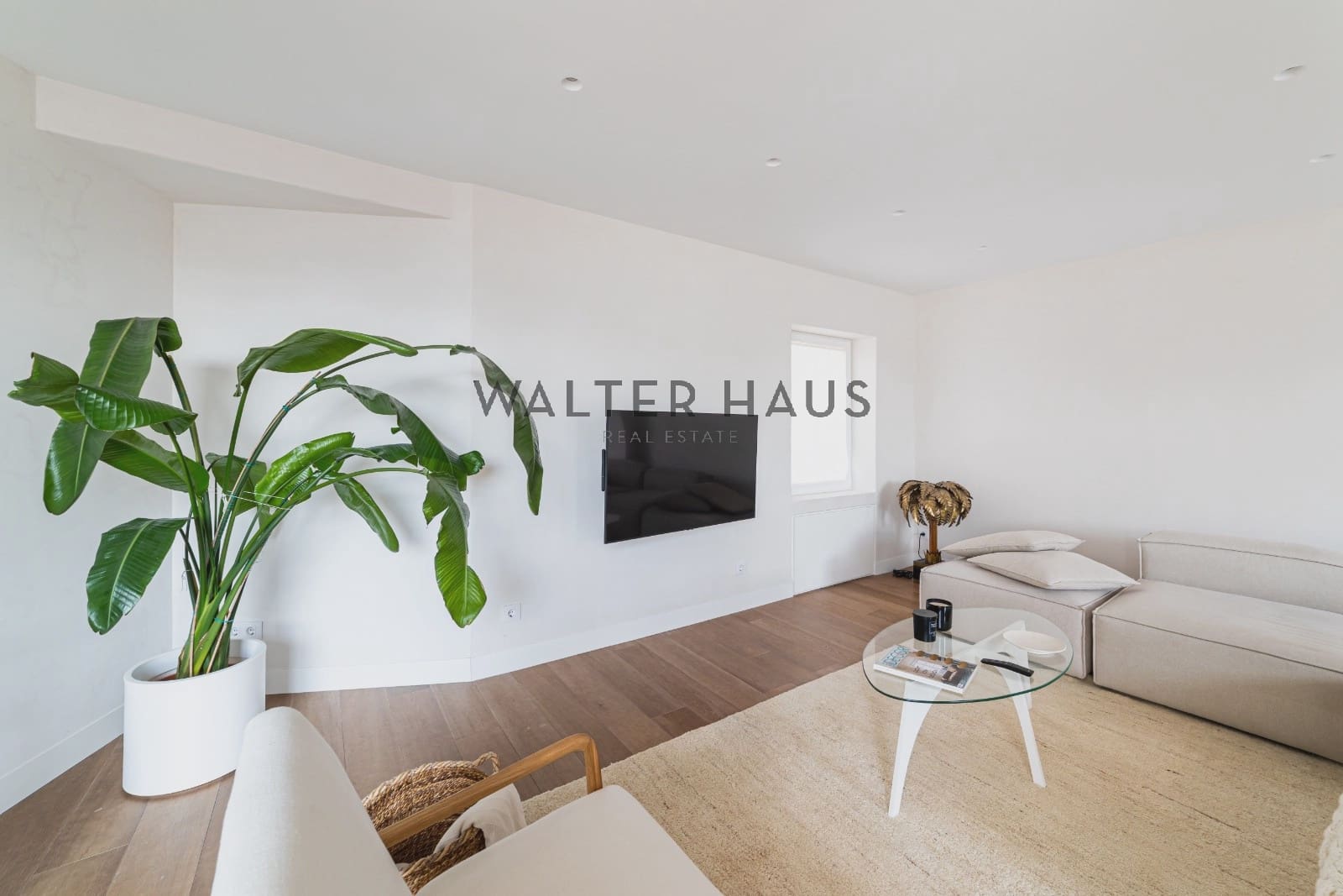 2 bedroom Penthouse for sale in Madrid city - € 2,930,000 (Ref: 9697770)