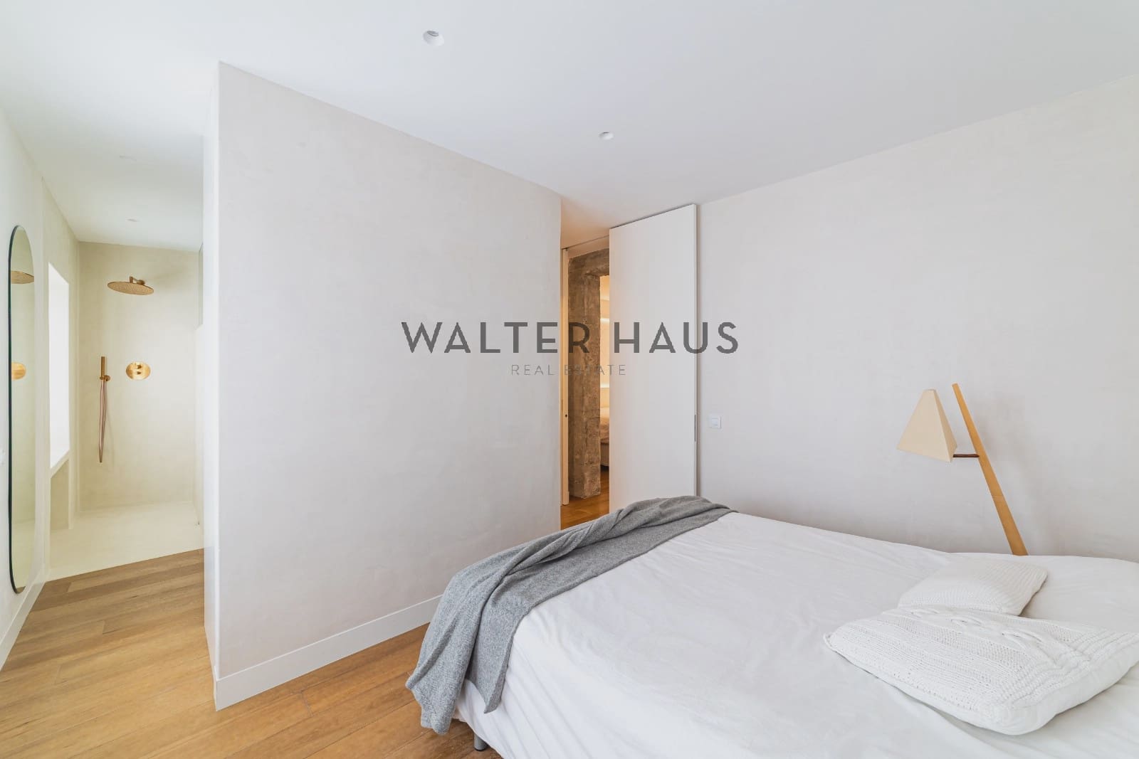 2 bedroom Penthouse for sale in Madrid city - € 2,930,000 (Ref: 9697770)