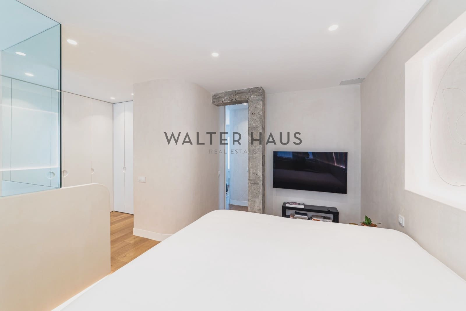 2 bedroom Penthouse for sale in Madrid city - € 2,930,000 (Ref: 9697770)