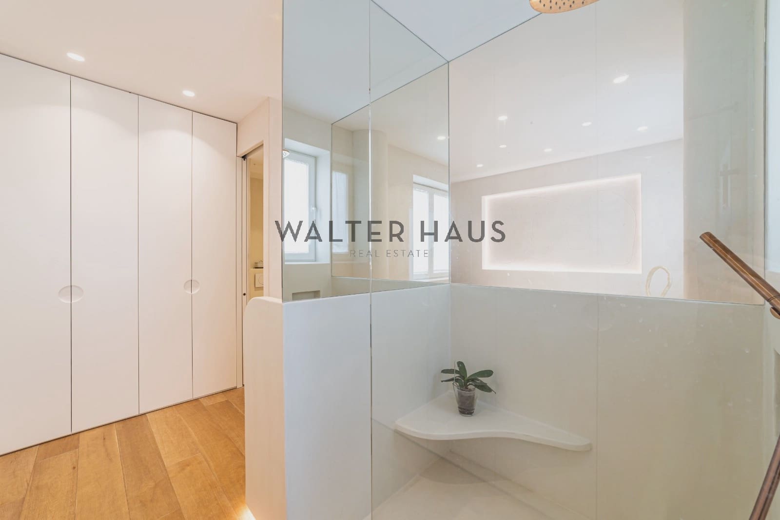 2 bedroom Penthouse for sale in Madrid city - € 2,930,000 (Ref: 9697770)