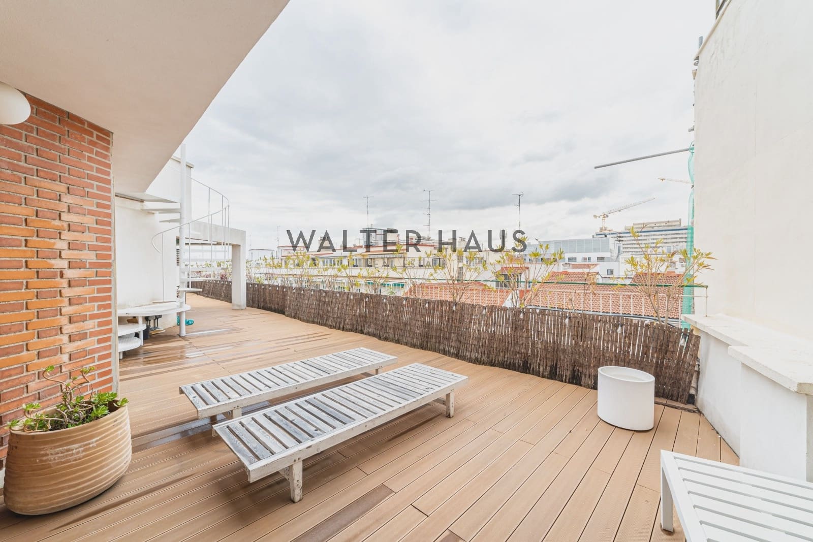 2 bedroom Penthouse for sale in Madrid city - € 2,930,000 (Ref: 9697770)