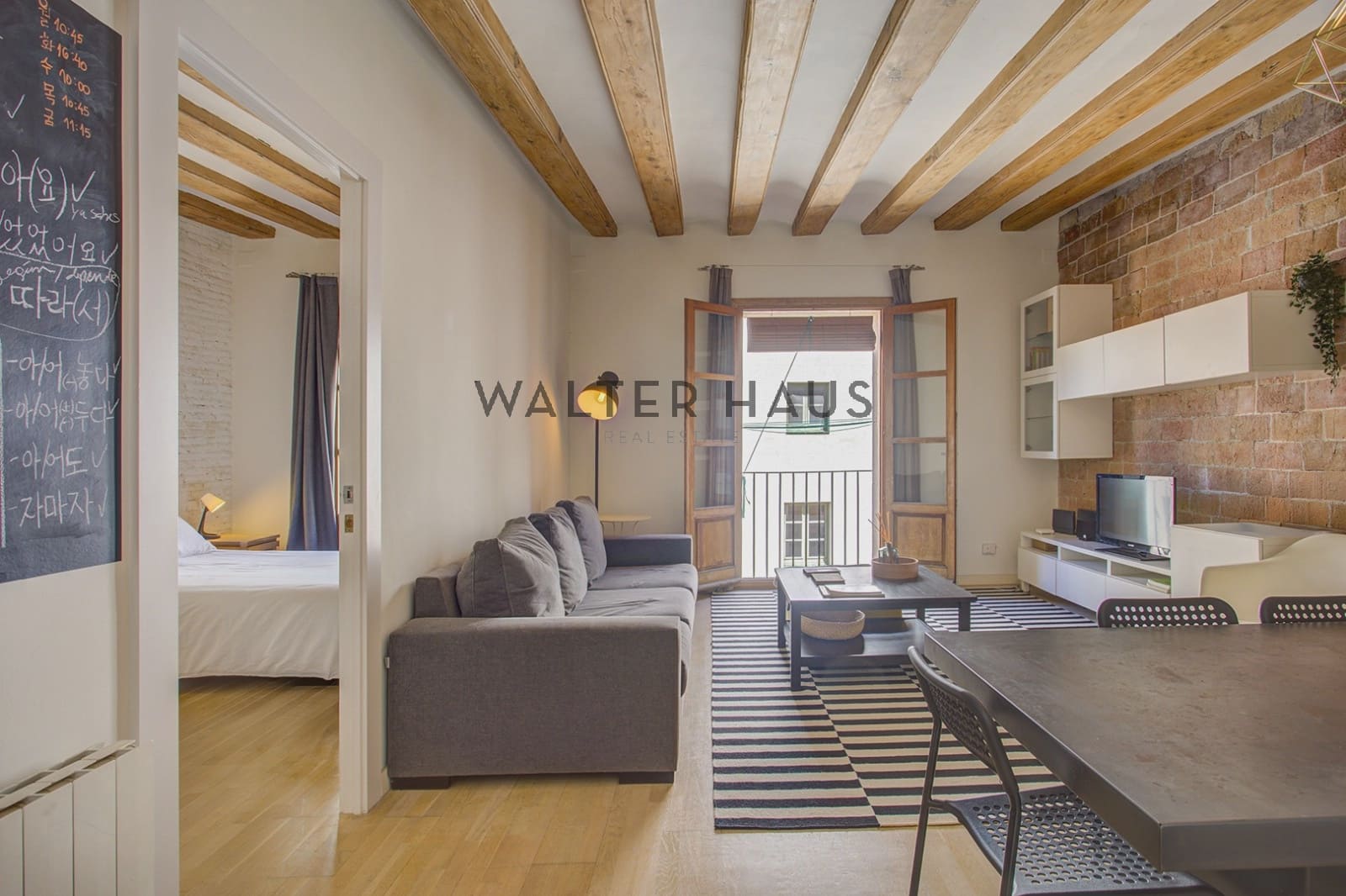 4 bedroom Flat for sale in Barcelona city - € 725,000 (Ref: 9697771)