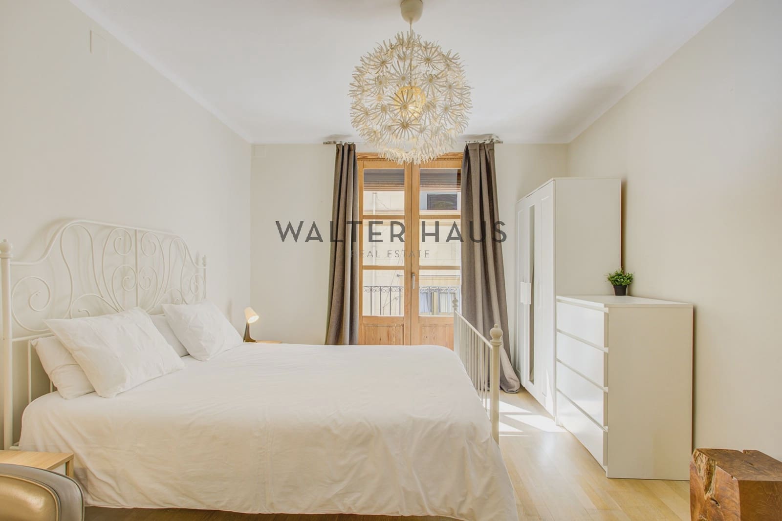 4 bedroom Flat for sale in Barcelona city - € 725,000 (Ref: 9697771)