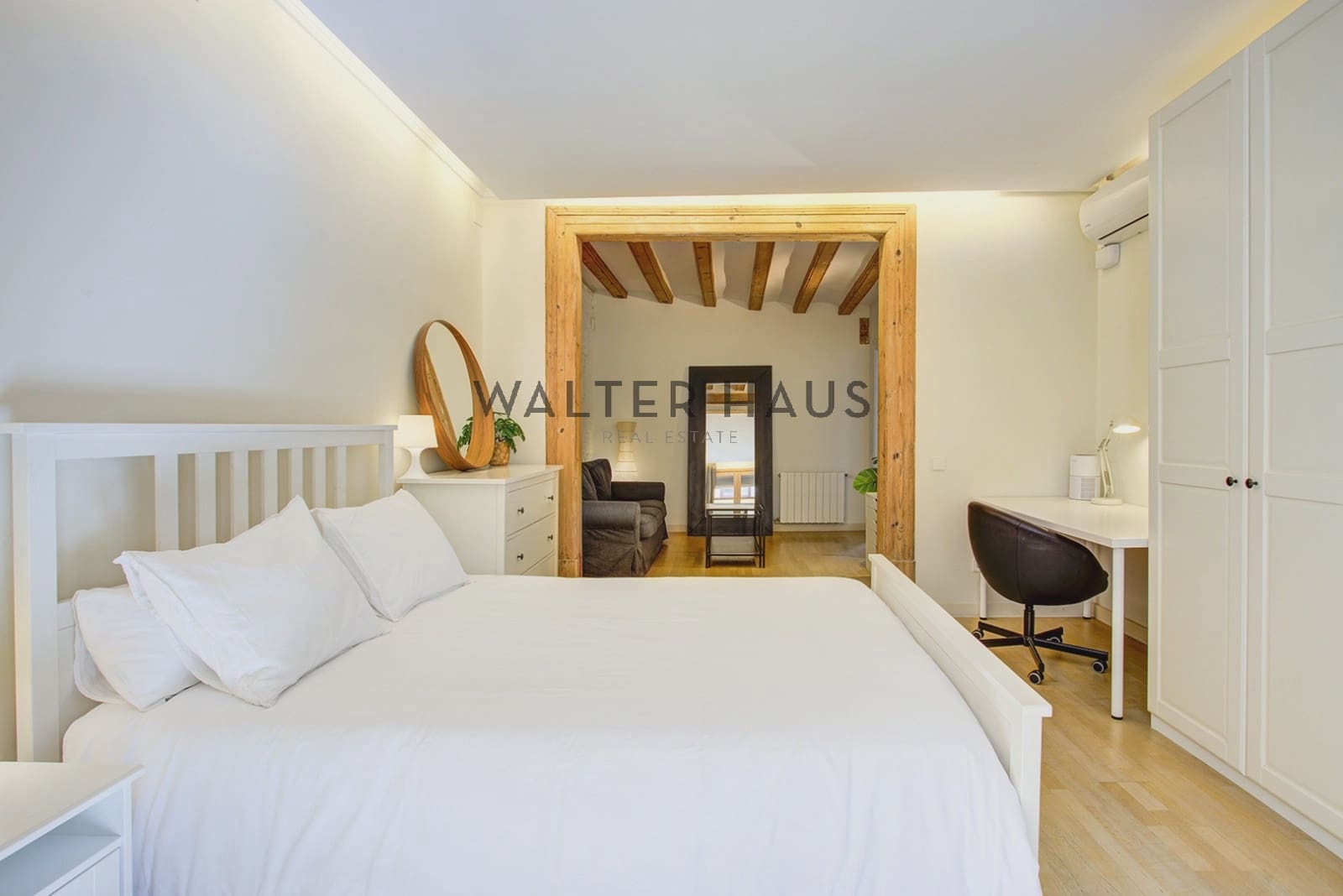 4 bedroom Flat for sale in Barcelona city - € 725,000 (Ref: 9697771)