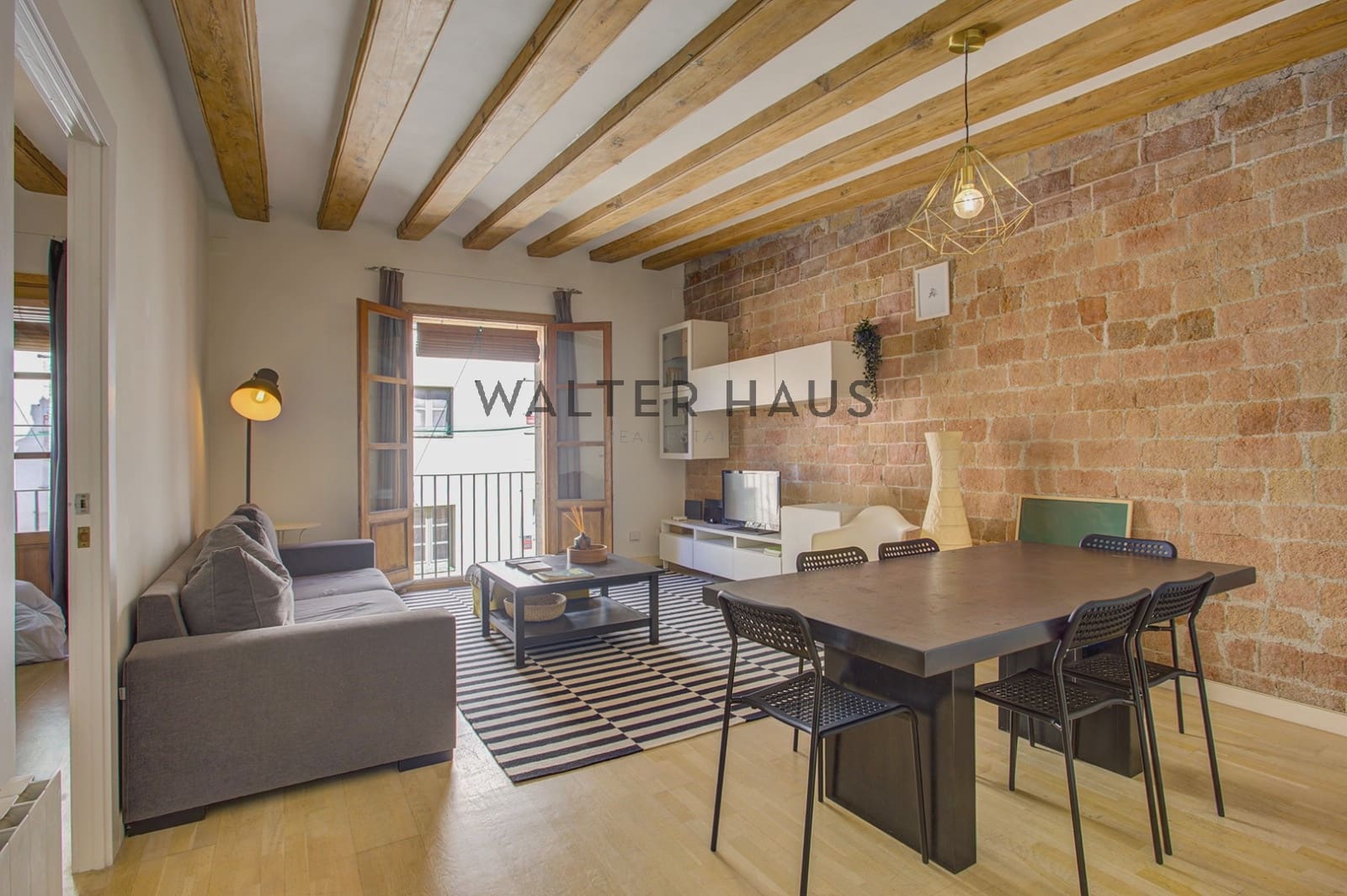 4 bedroom Flat for sale in Barcelona city - € 725,000 (Ref: 9697771)