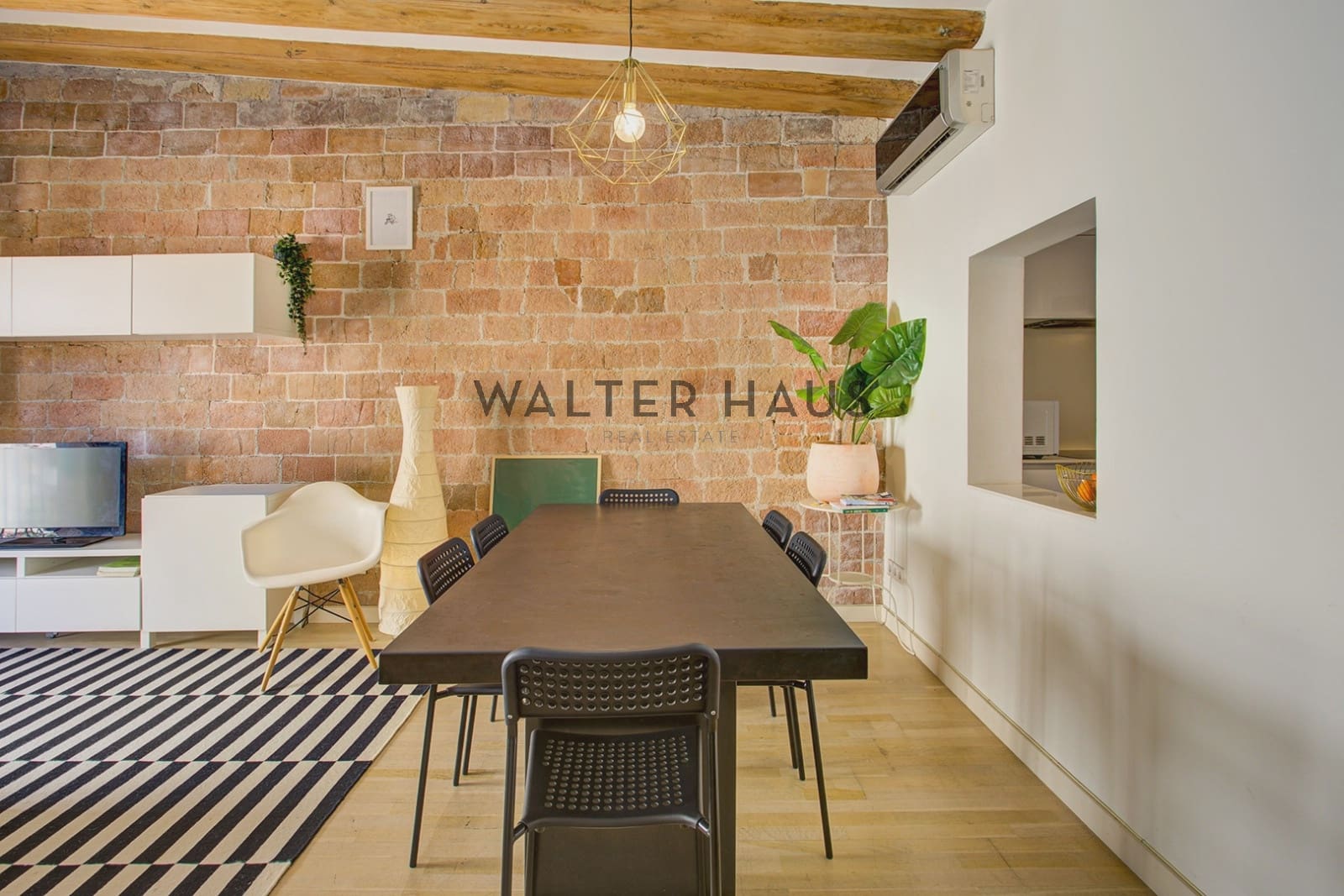 4 bedroom Flat for sale in Barcelona city - € 725,000 (Ref: 9697771)