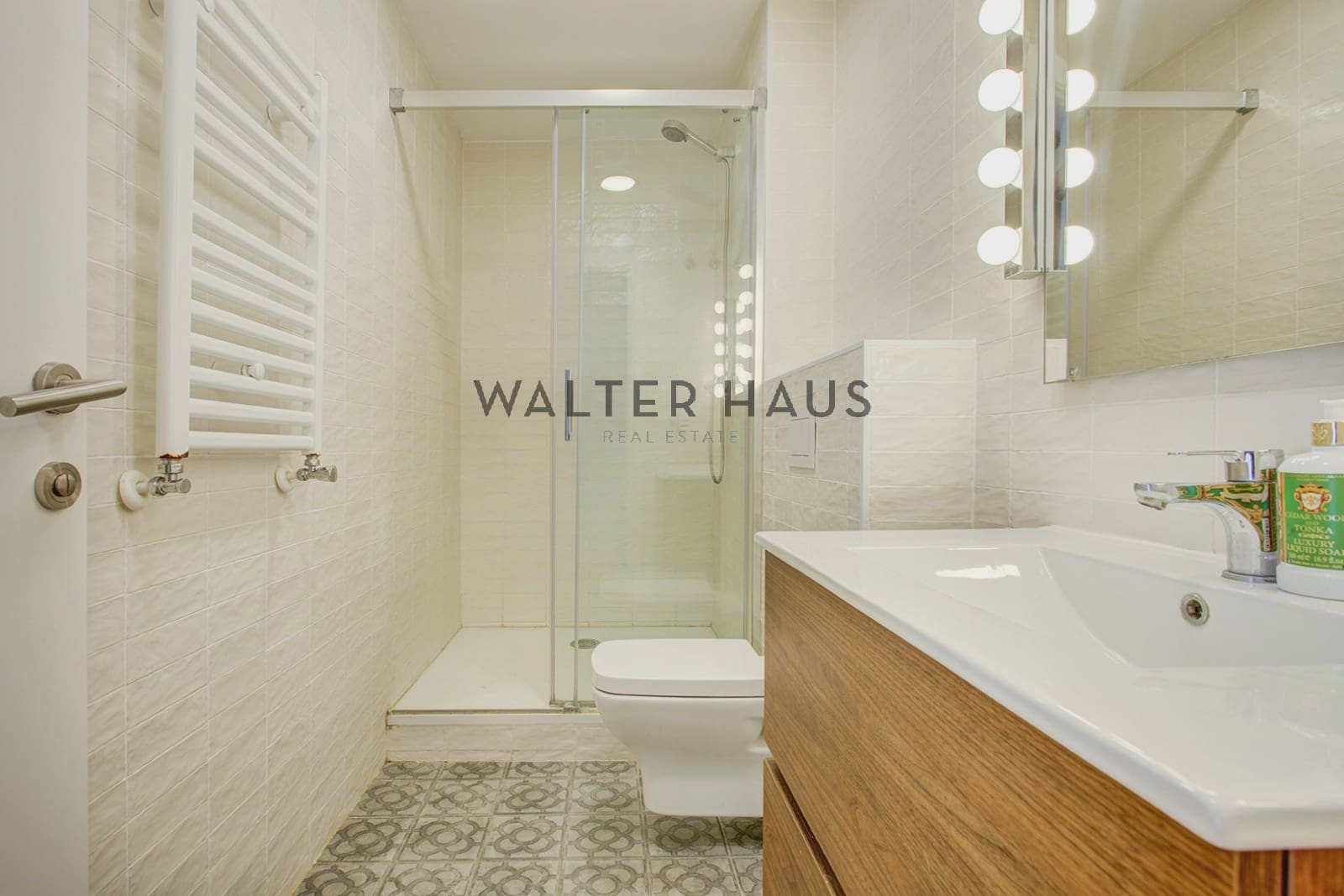 4 bedroom Flat for sale in Barcelona city - € 725,000 (Ref: 9697771)