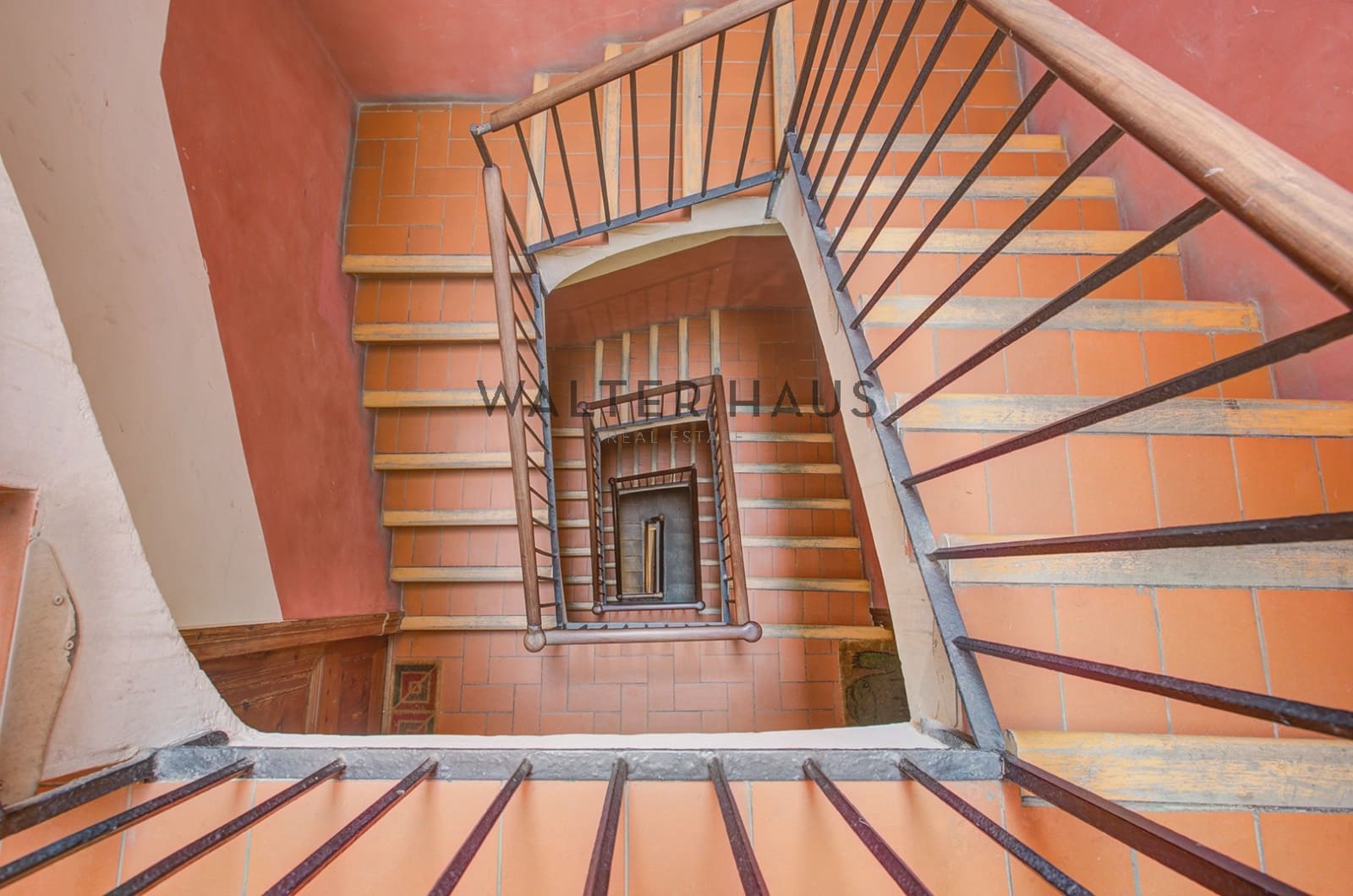 4 bedroom Flat for sale in Barcelona city - € 725,000 (Ref: 9697771)