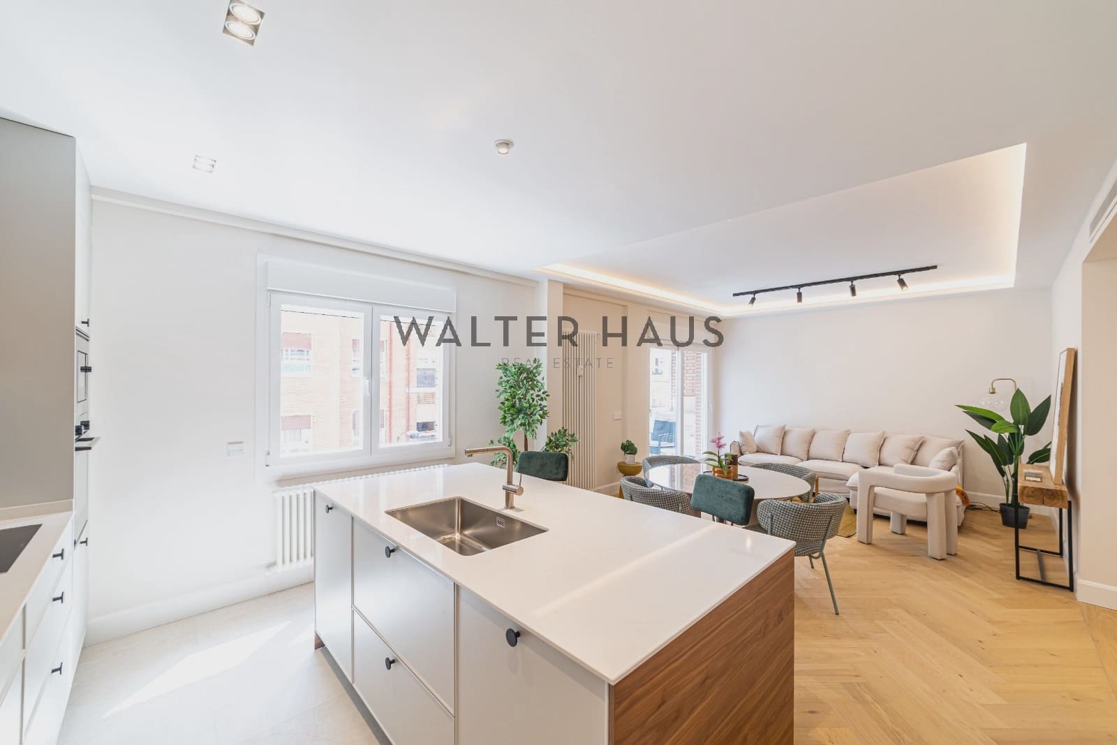 3 sovrum Lägenhet till salu i Madrid stad - 1 120 000 € (Ref: 9697846)