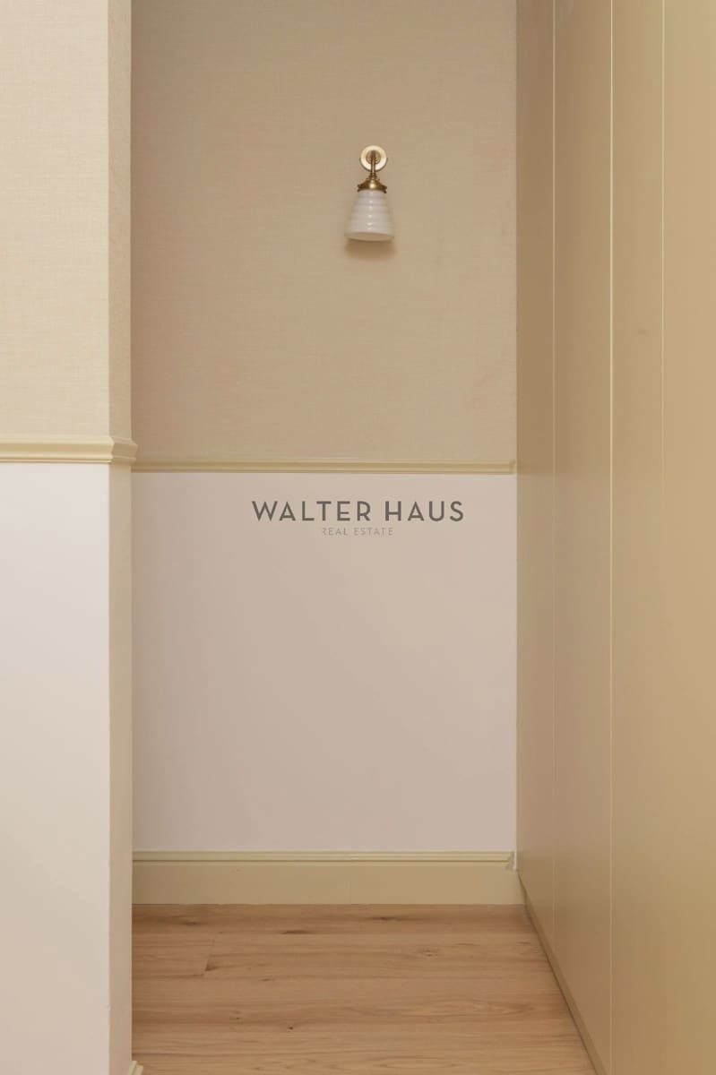 3 bedroom Flat for sale in Barcelona city - € 2,200,000 (Ref: 9697847)