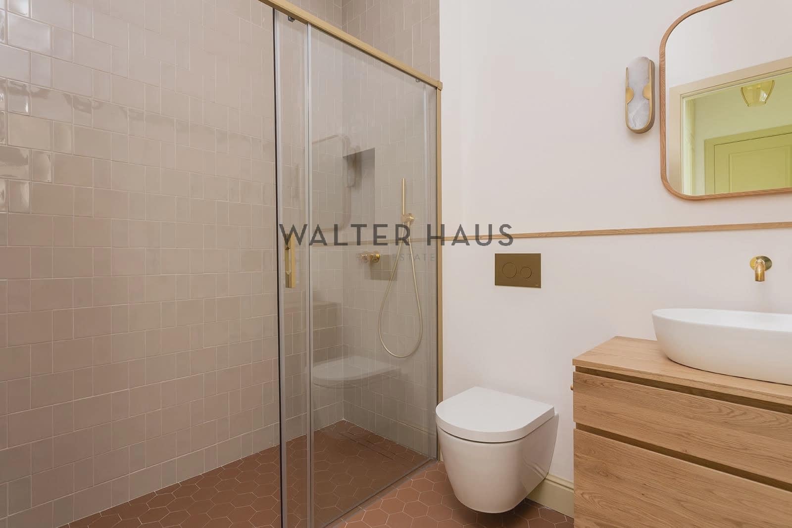 3 bedroom Flat for sale in Barcelona city - € 2,200,000 (Ref: 9697847)