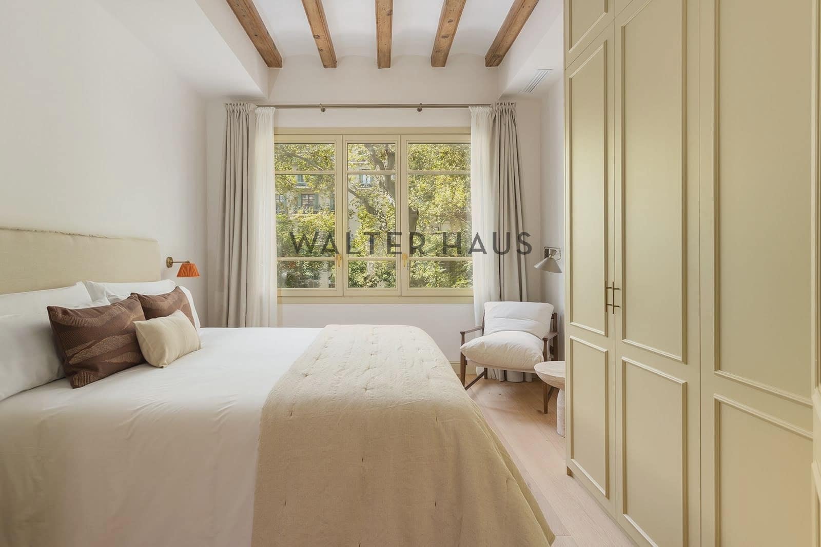 3 bedroom Flat for sale in Barcelona city - € 2,200,000 (Ref: 9697847)