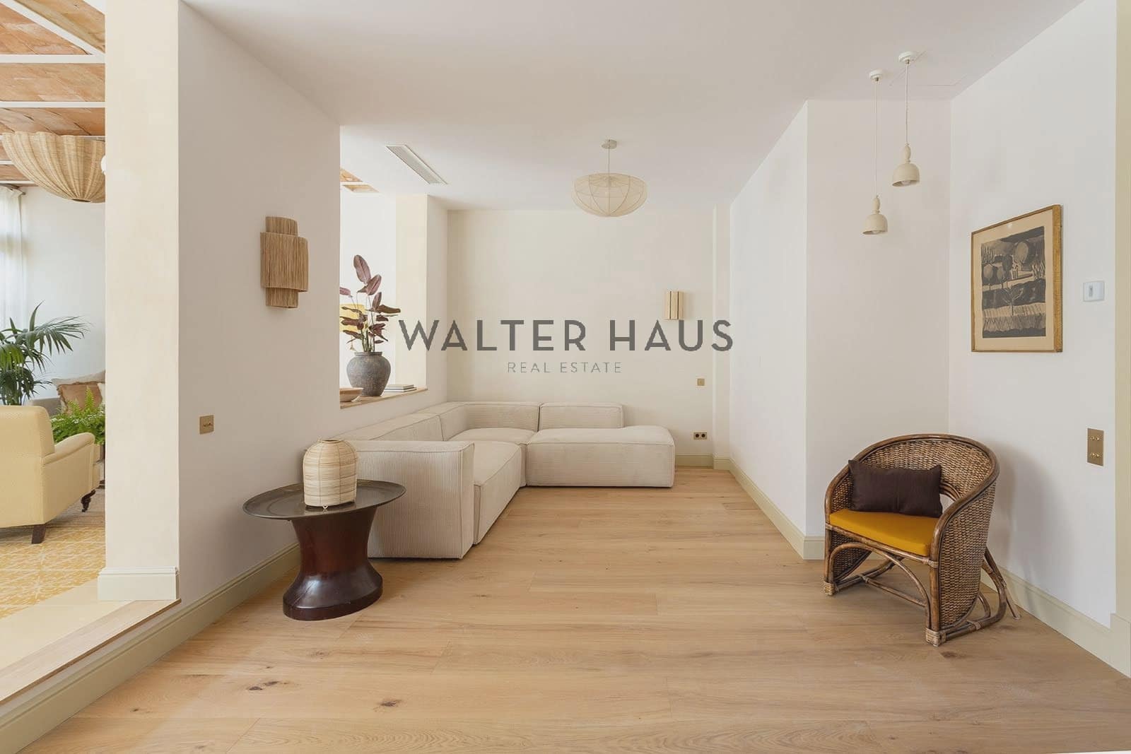 3 bedroom Flat for sale in Barcelona city - € 2,200,000 (Ref: 9697847)