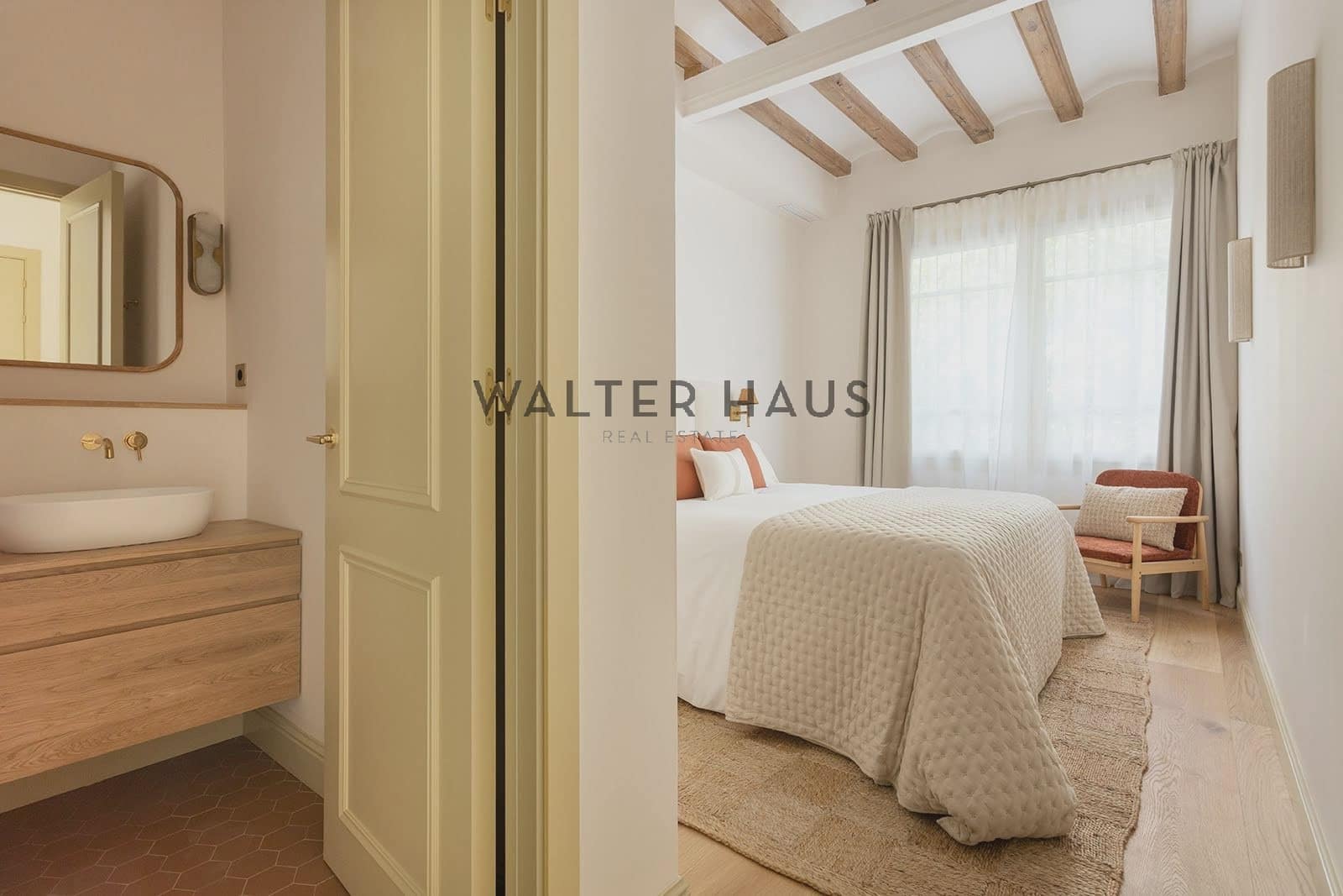 3 bedroom Flat for sale in Barcelona city - € 2,200,000 (Ref: 9697847)