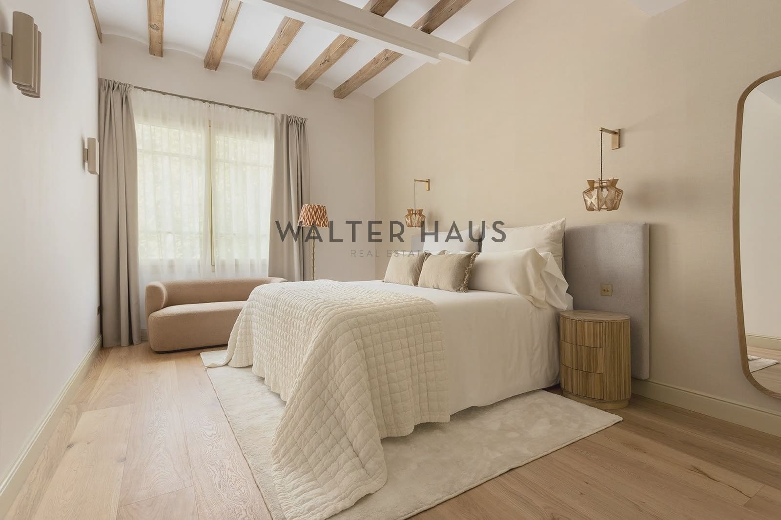 3 bedroom Flat for sale in Barcelona city - € 2,200,000 (Ref: 9697847)