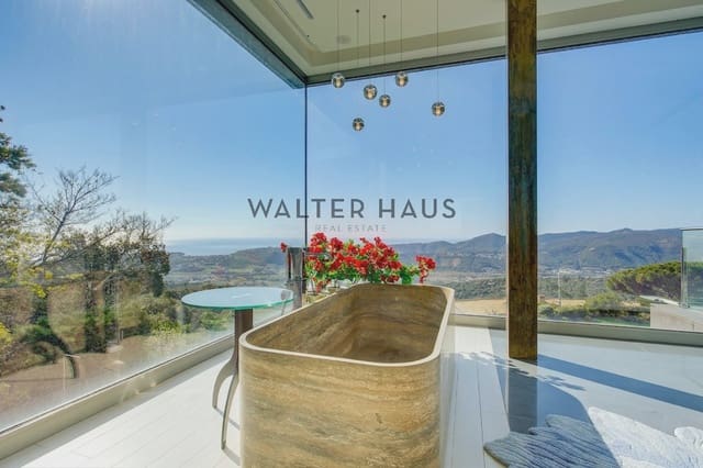 7 slaapkamer Villa te koop in Platja d'Aro, Castell-Platja d'Aro - € 8.800.000 (Ref: 9697848)