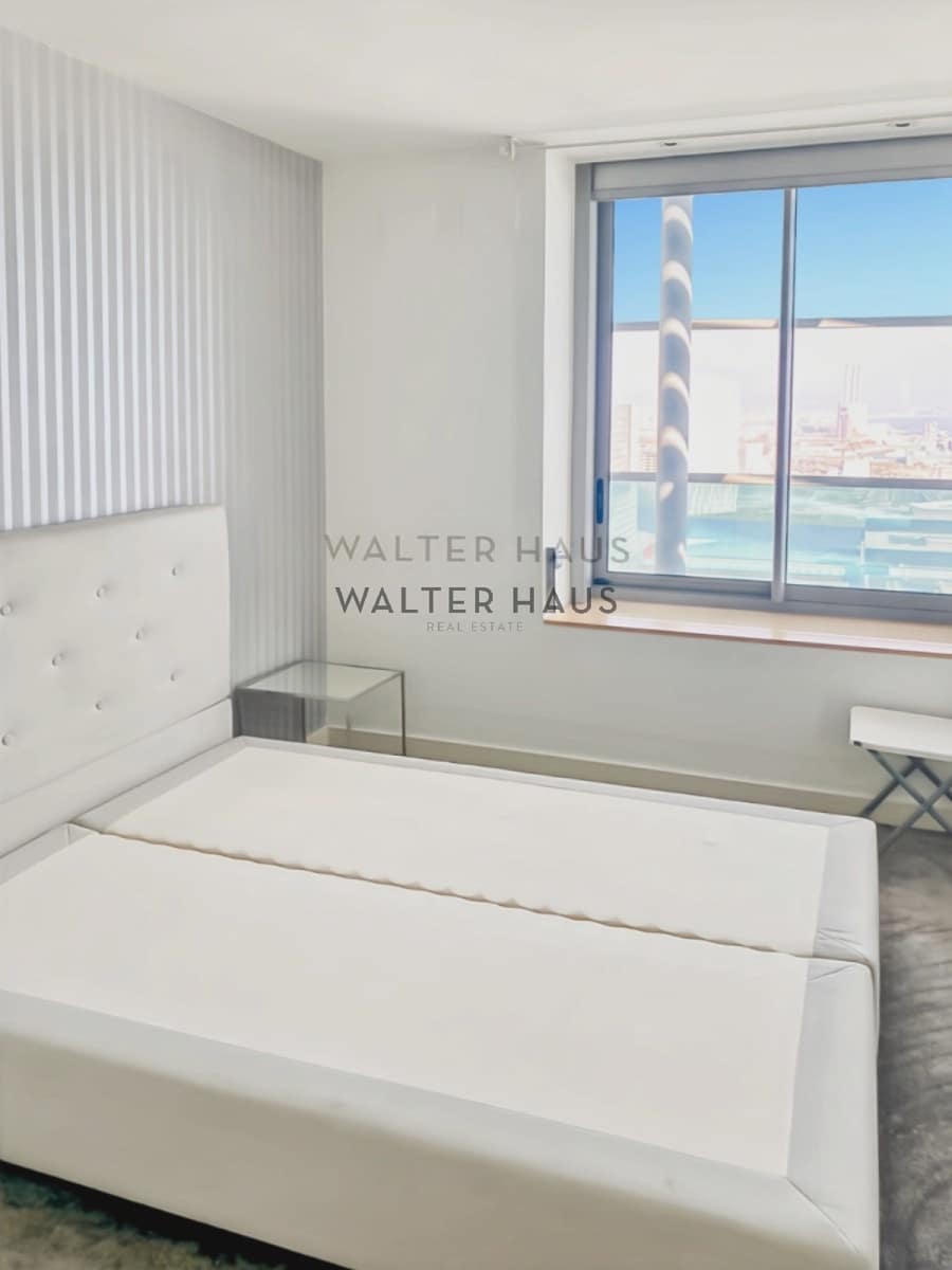 4 soveværelse Penthouse til leje i Barcelona by - € 7.500 (Ref: 9699146)