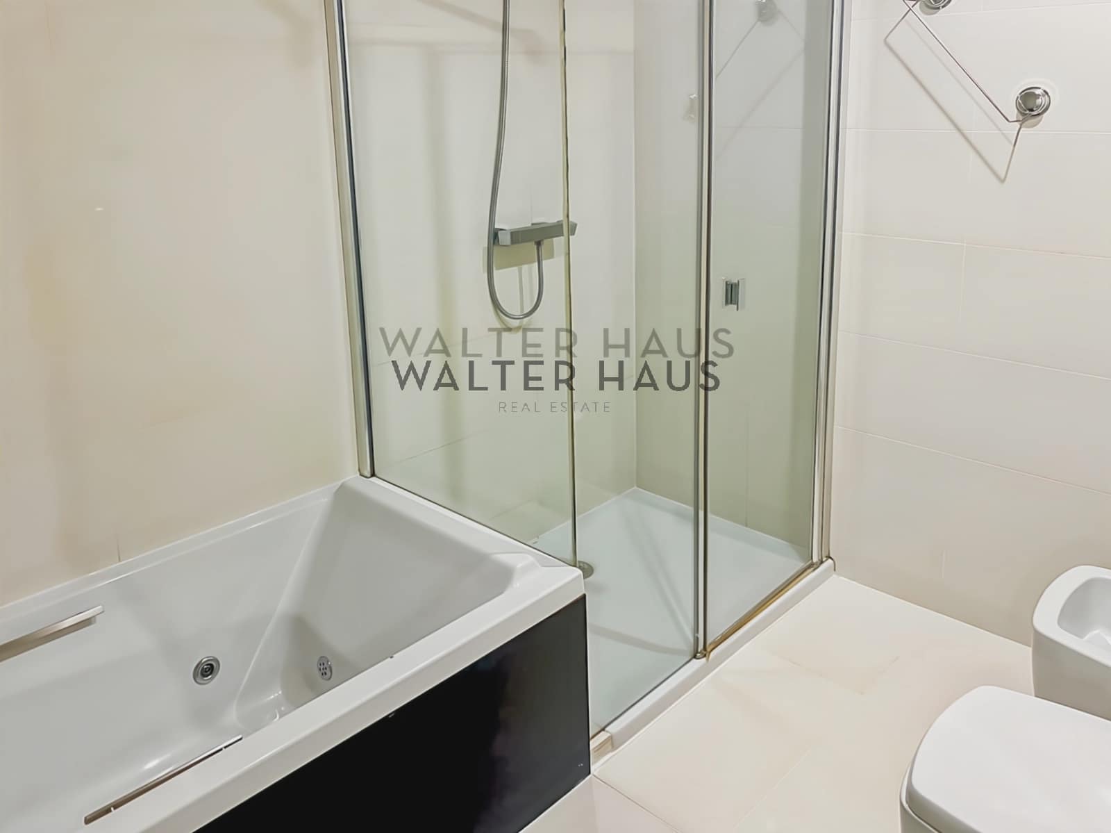 4 soveværelse Penthouse til leje i Barcelona by - € 7.500 (Ref: 9699146)