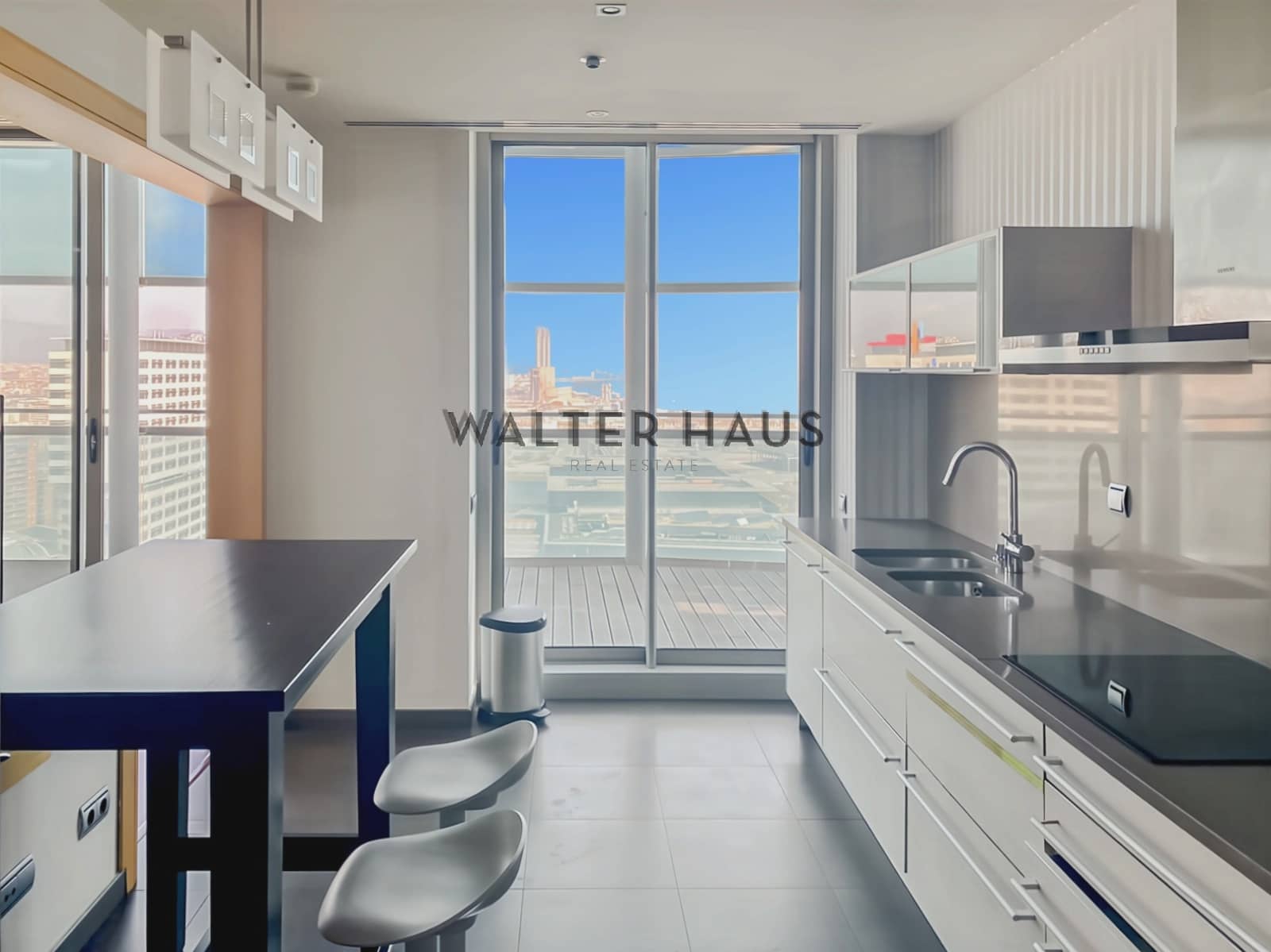 4 soveværelse Penthouse til leje i Barcelona by - € 7.500 (Ref: 9699146)