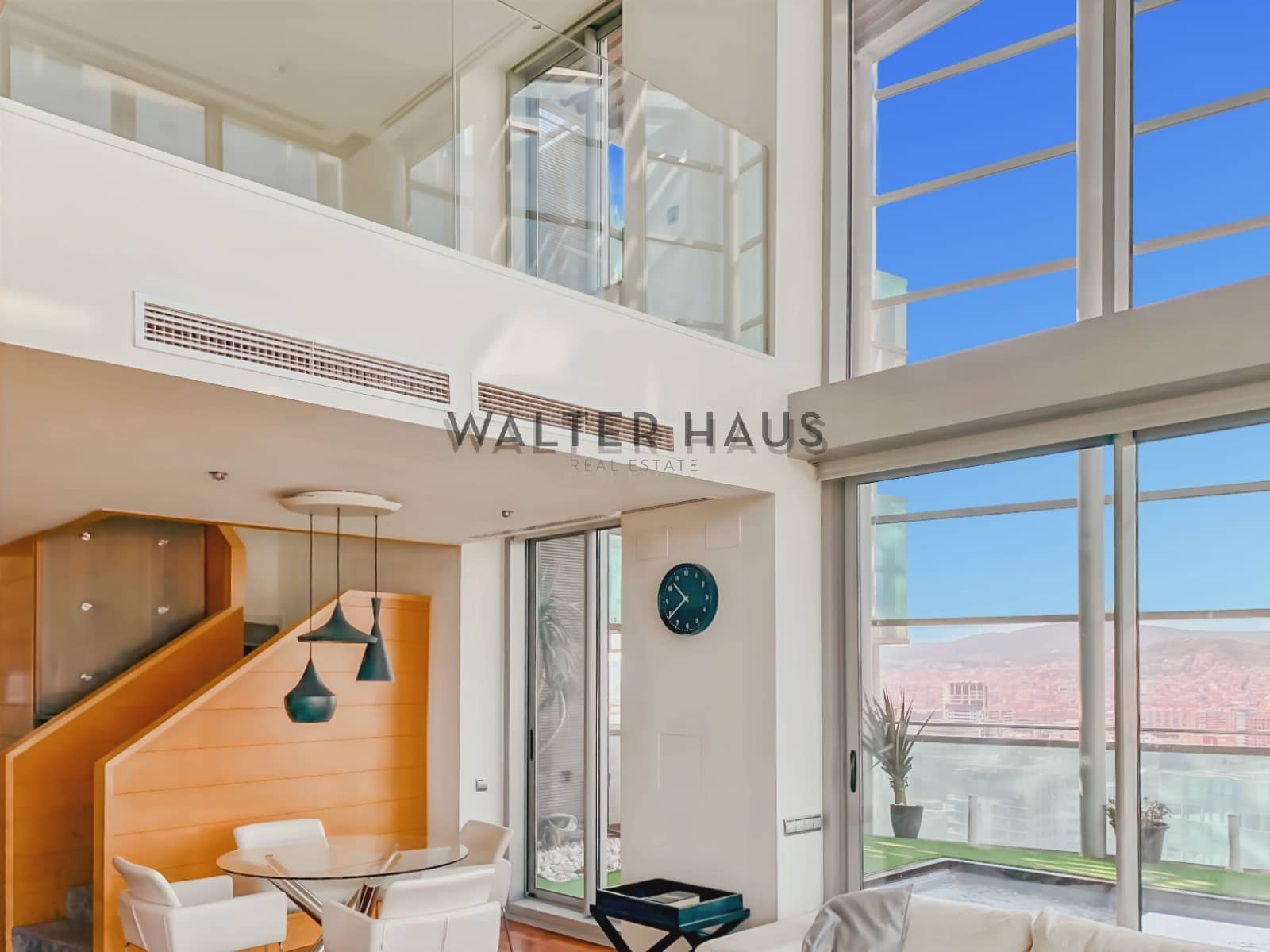 4 soveværelse Penthouse til leje i Barcelona by - € 7.500 (Ref: 9699146)