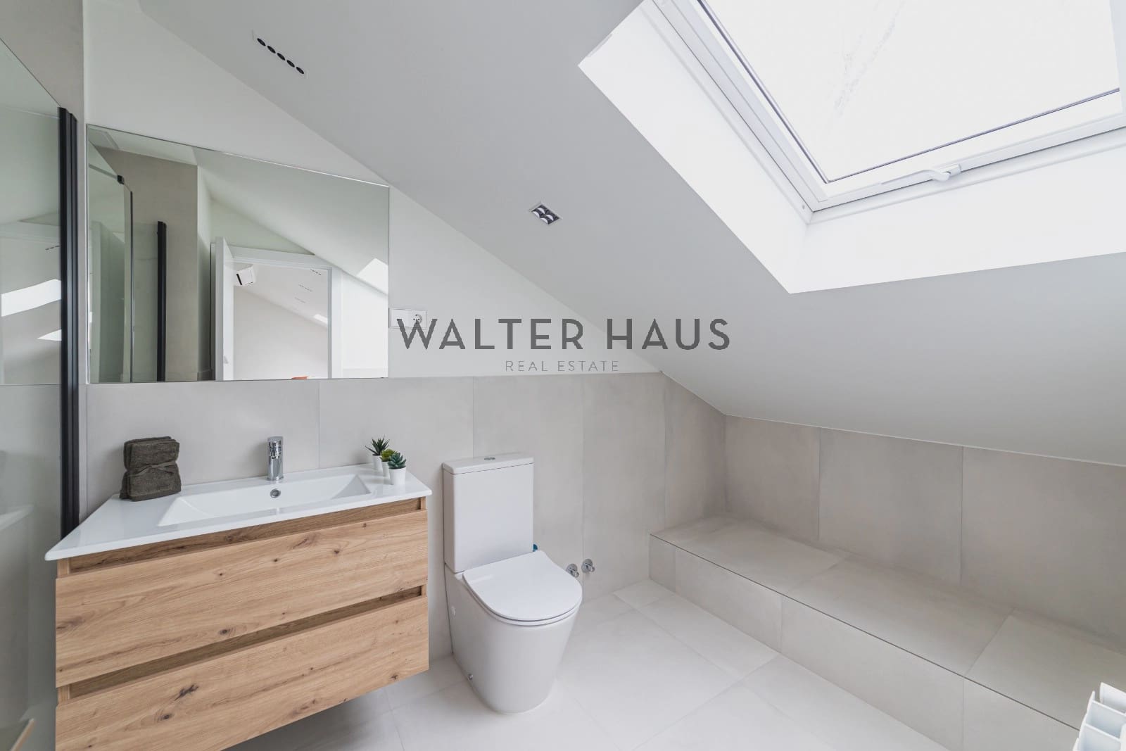 5 sovrum Villa till salu i Madrid stad - 2 480 000 € (Ref: 9708171)