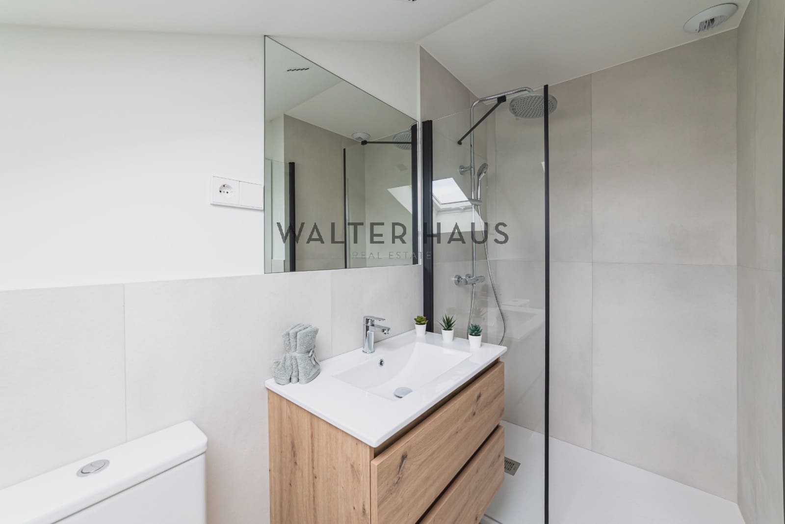 5 sovrum Villa till salu i Madrid stad - 2 480 000 € (Ref: 9708171)